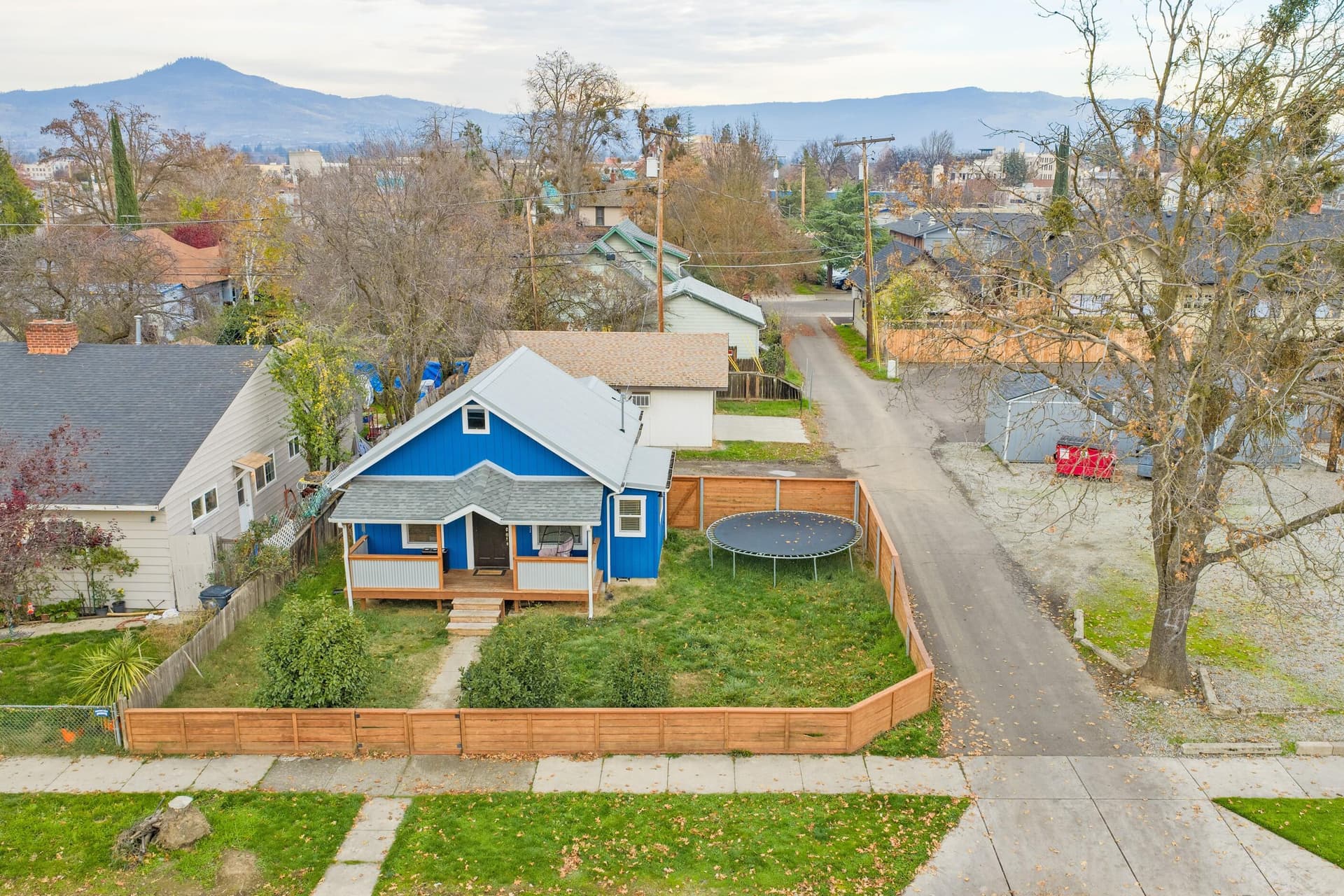 1. Photo 1 of 17, 16 Quince Street, Medford, OR 97501