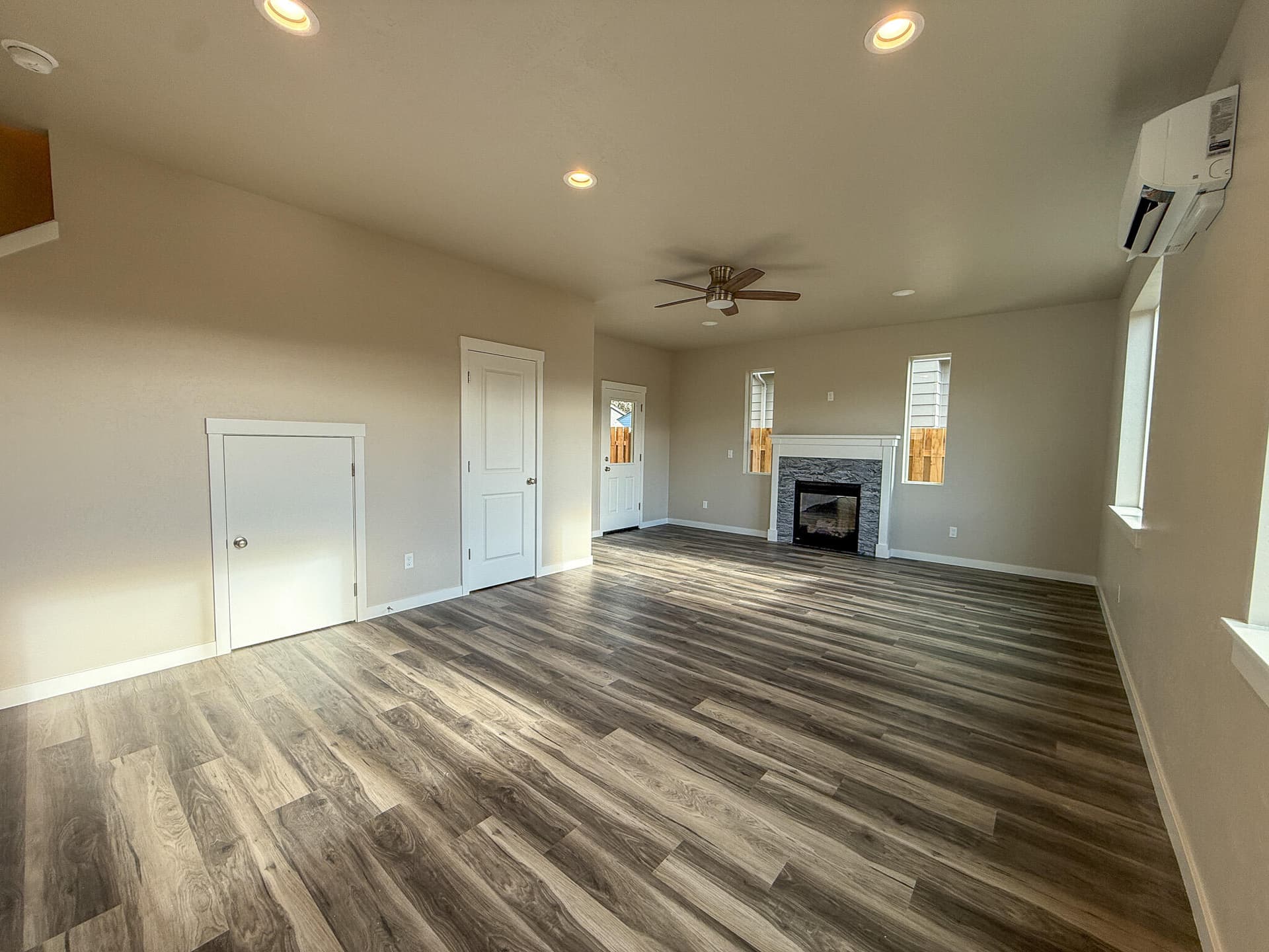 05. Photo 5 of 20, 624 NE Court Street, Prineville, OR 97754