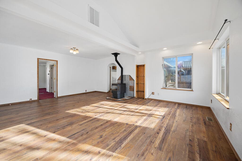 1821 Lancaster-05. Photo 4 of 26, 1821 Lancaster Avenue, Klamath Falls, OR 97601