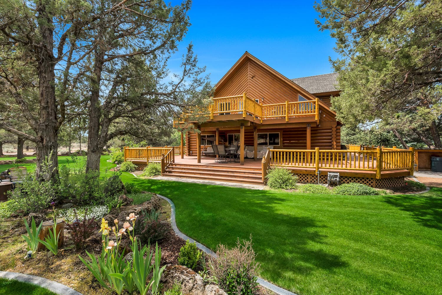 OReilly_20251205_60_88539_72ppi. Photo 1 of 76, 18070 Cascade Estates Drive, Bend, OR 97703