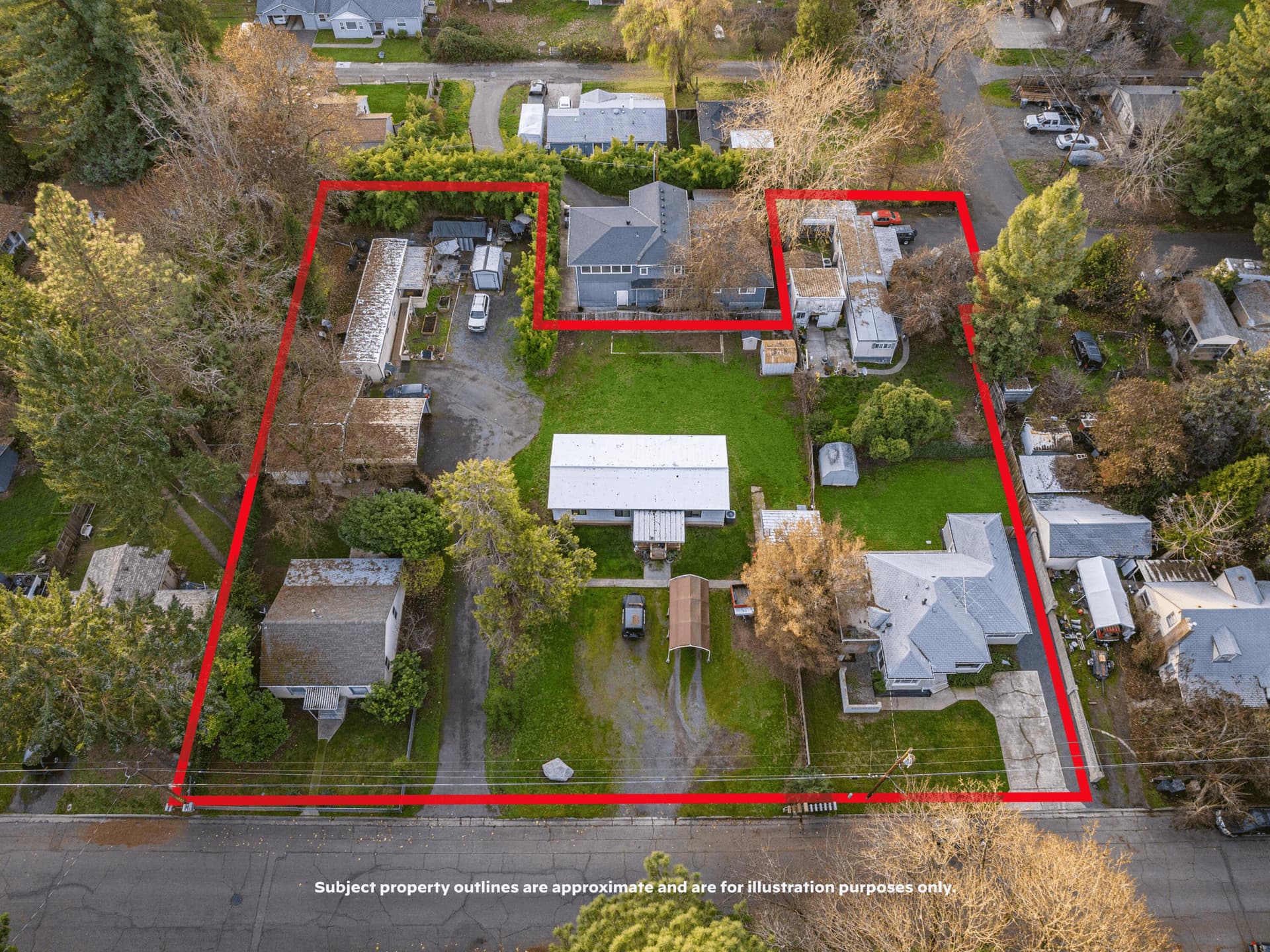 Plummer-2. Photo 2 of 40, 1260 Plummer Avenue, Grants Pass, OR 97527