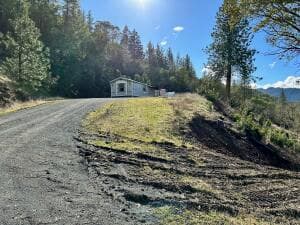 1050-3. Photo 3 of 20, 1050 Wards Creek Road, Rogue River, OR 97537