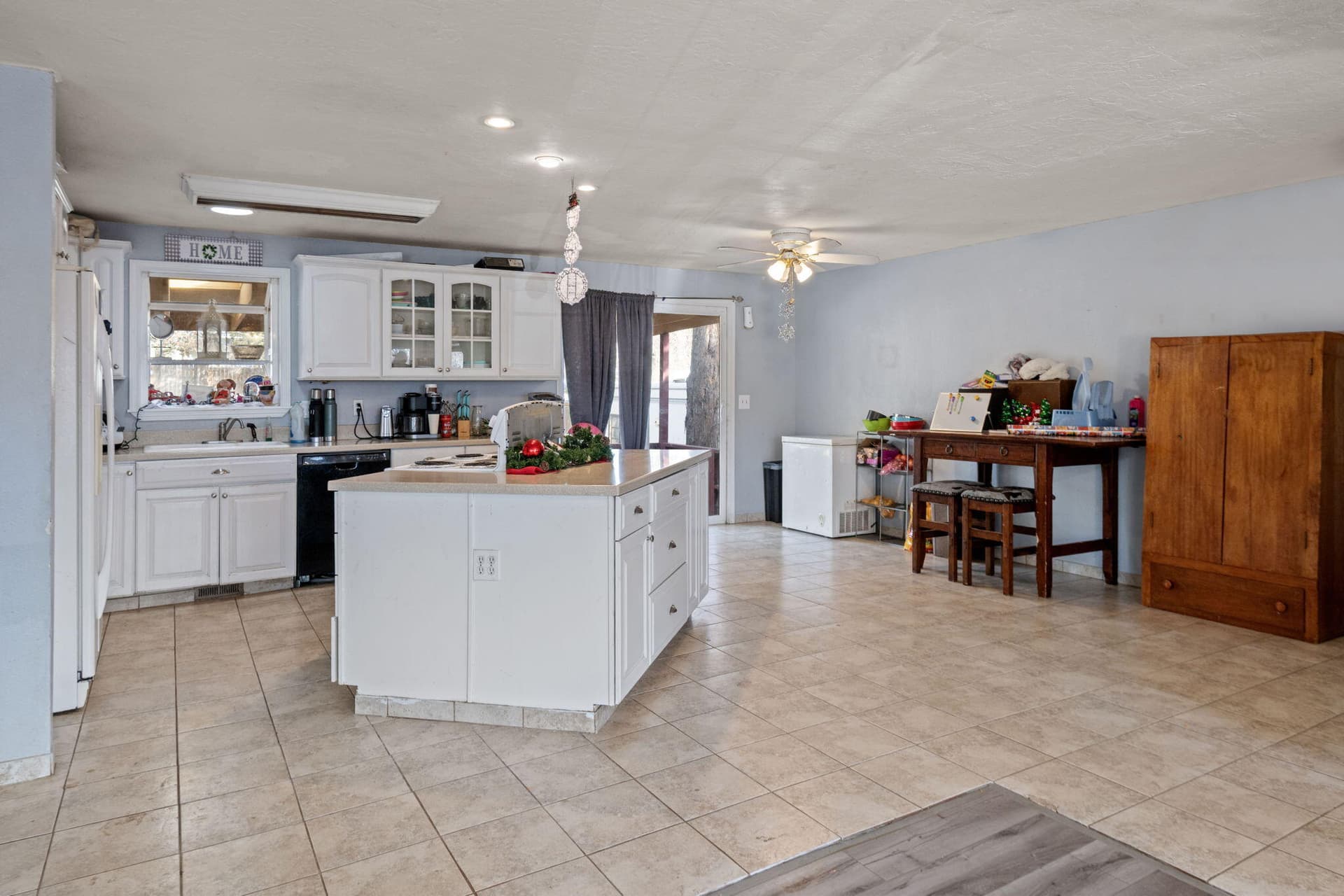 11198 NW Morrow Avenue. Photo 5 of 27, 11198 NW Morrow Avenue, Prineville, OR 97754
