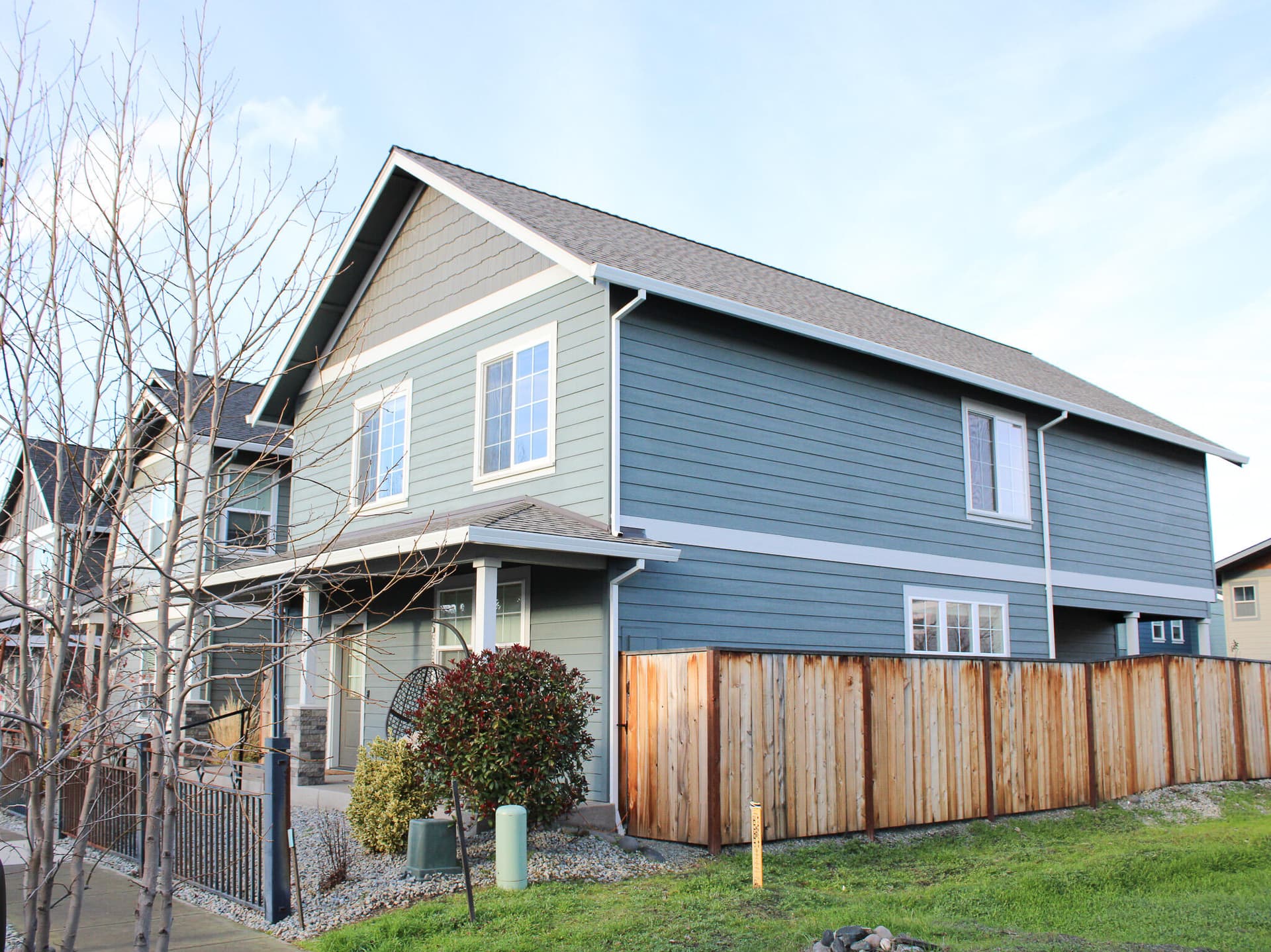 Kirt Real Estate 2025-37. Photo 2 of 27, 237 Willow Way, Talent, OR 97540
