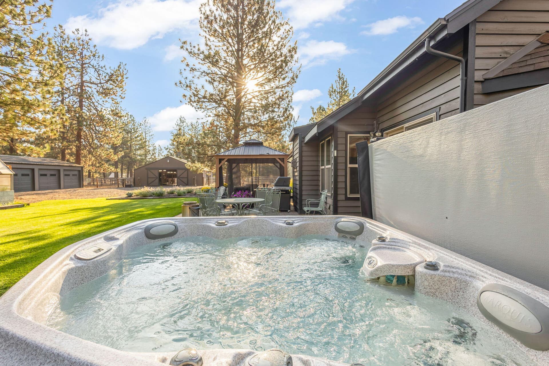 3. Photo 3 of 57, 15624 National Forest Lane, Sisters, OR 97759