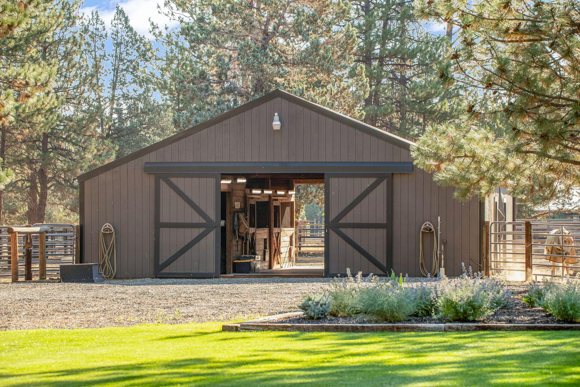 4. Photo 4 of 57, 15624 National Forest Lane, Sisters, OR 97759