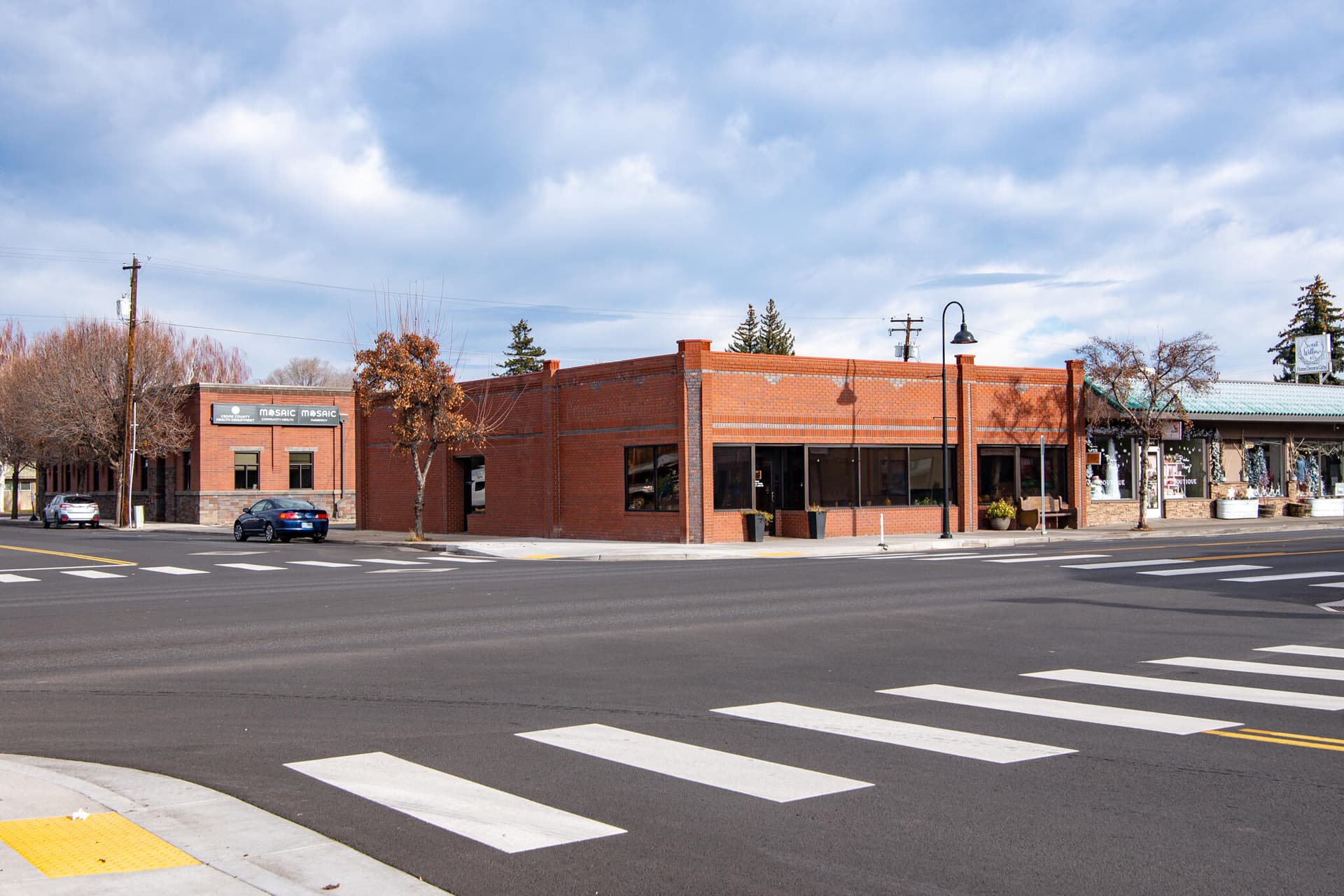 2. Photo 2 of 38, 297 NW 3rd Street, Prineville, OR 97754