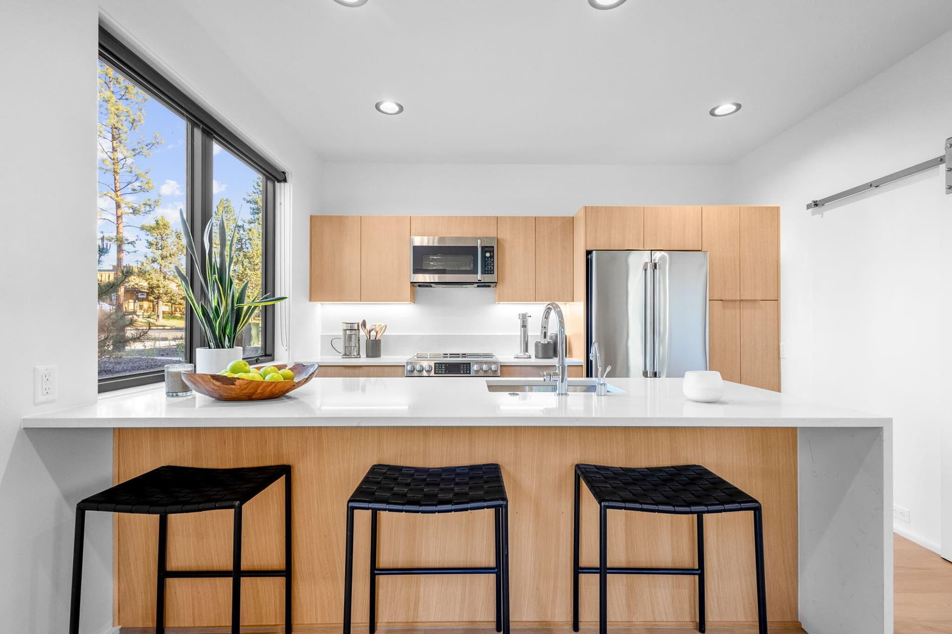 5. Photo 5 of 17, 533 W Sisters Park Drive Unit Lot #129, Sisters, OR 97759
