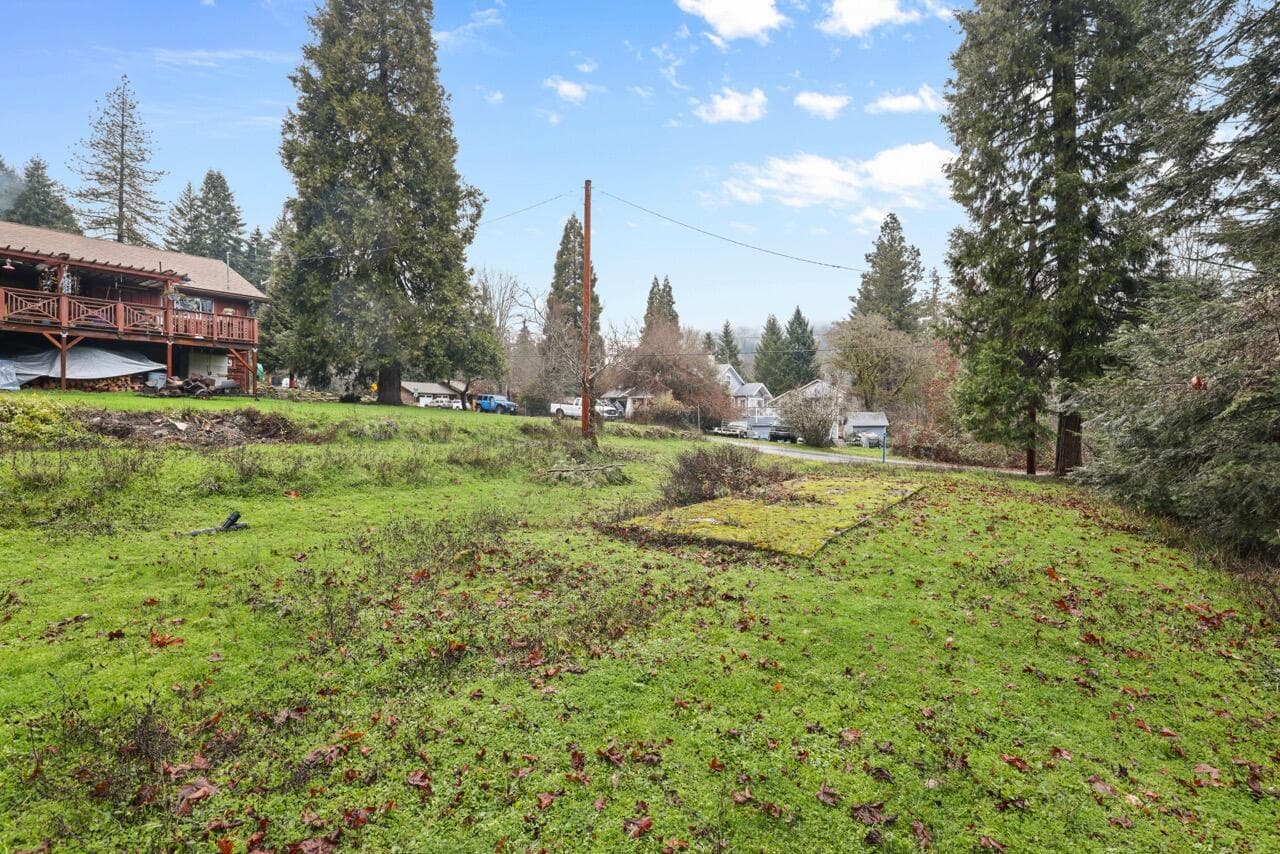 EP1A4536 Large. Photo 1 of 7, 748 Willis Avenue, Glendale, OR 97442