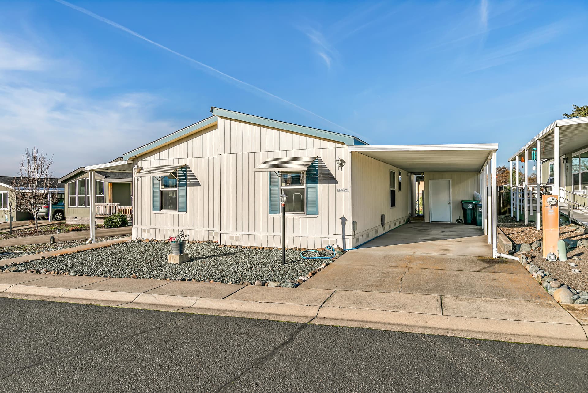 9R9A1462. Photo 2 of 25, 93 Northridge Terrace Unit SPC 37, Medford, OR 97501