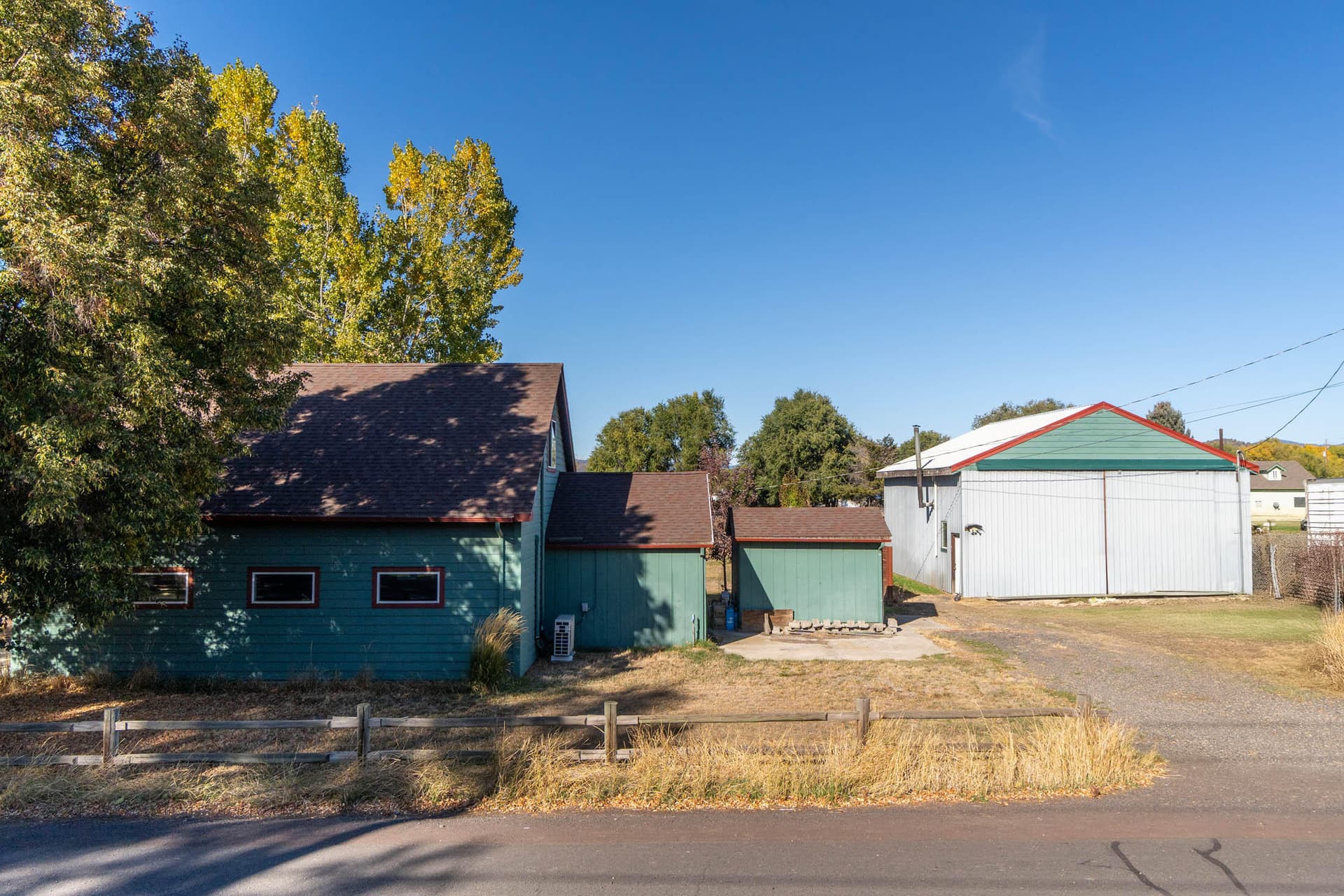 1627 SE Lynn Blvd_0133. Photo 4 of 40, 1627 SE Lynn Boulevard, Prineville, OR 97754