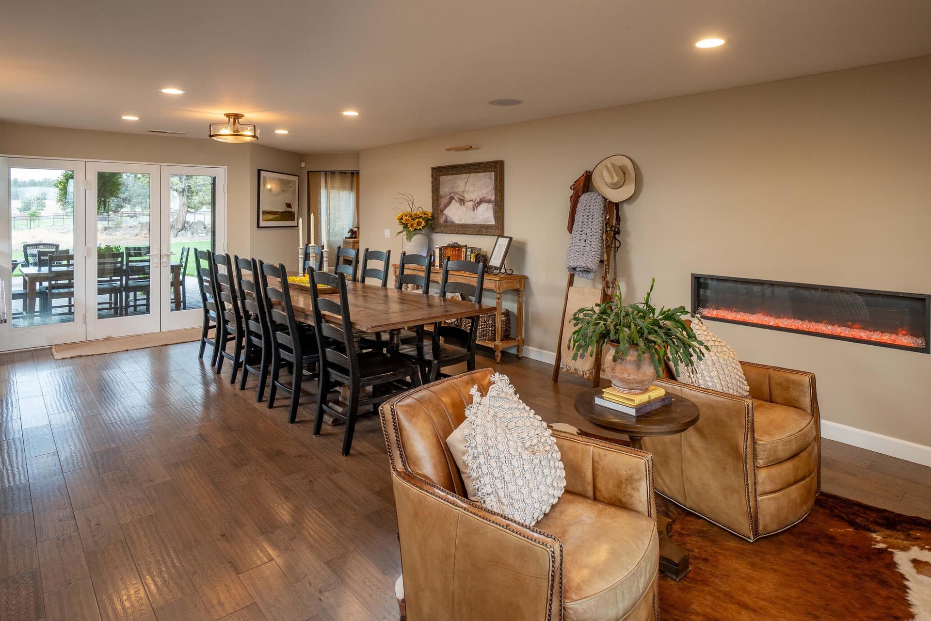 dinning room sitting area oregon Horsema. Photo 5 of 69, 66505 Gerking Market Road, Bend, OR 97703