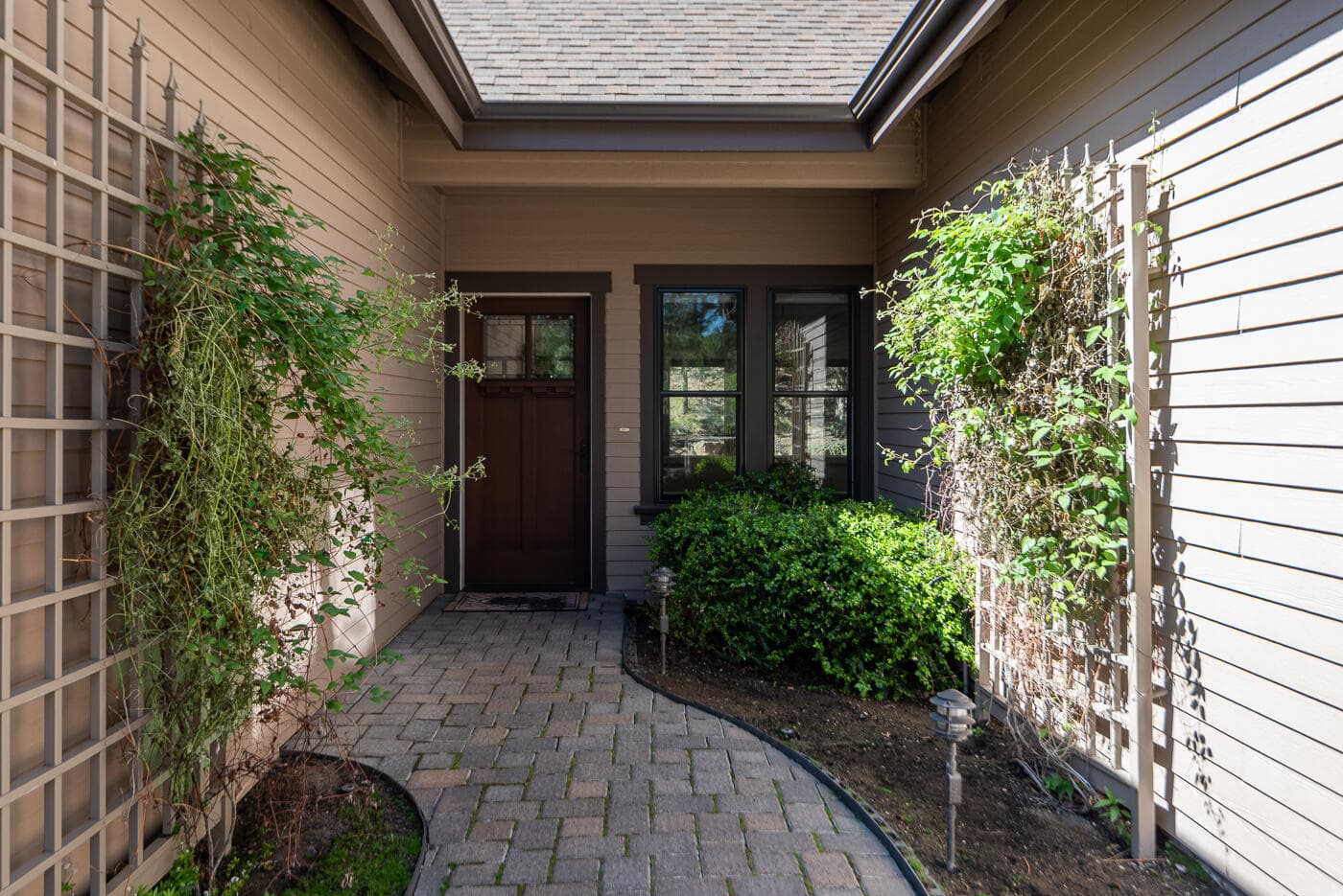 3. Photo 3 of 53, 19085 NW Mt Hood Place, Bend, OR 97703
