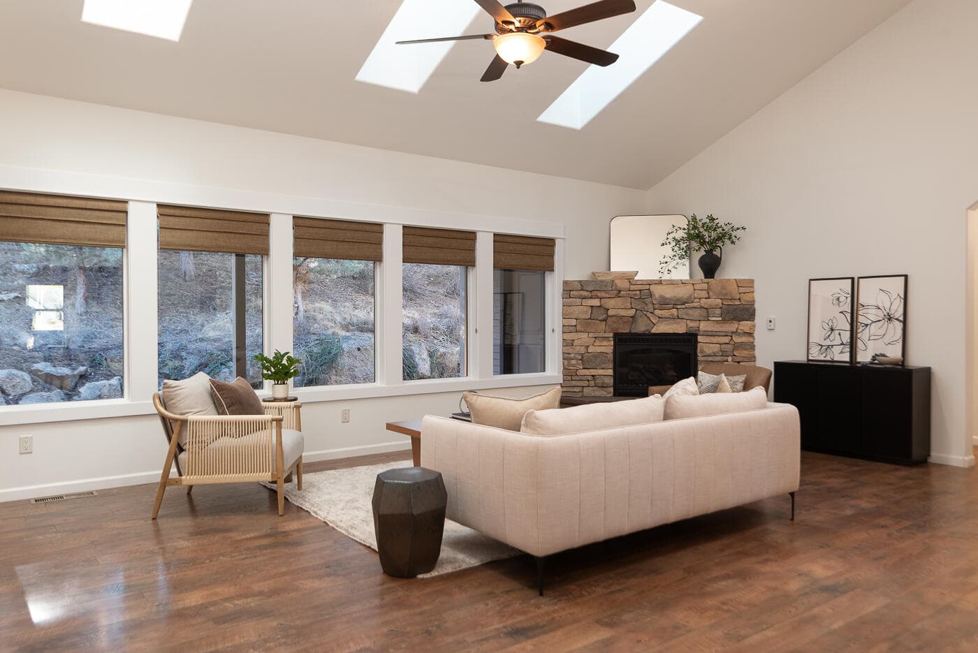 4. Photo 4 of 53, 19085 NW Mt Hood Place, Bend, OR 97703