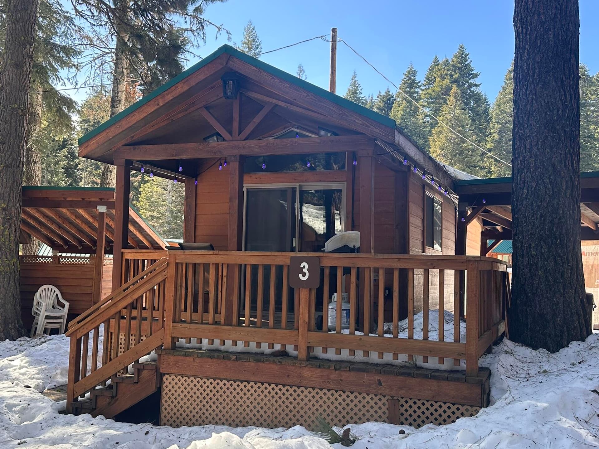 1. Photo 1 of 29, 7900 Hyatt Prairie Road Unit 3, Ashland, OR 97520