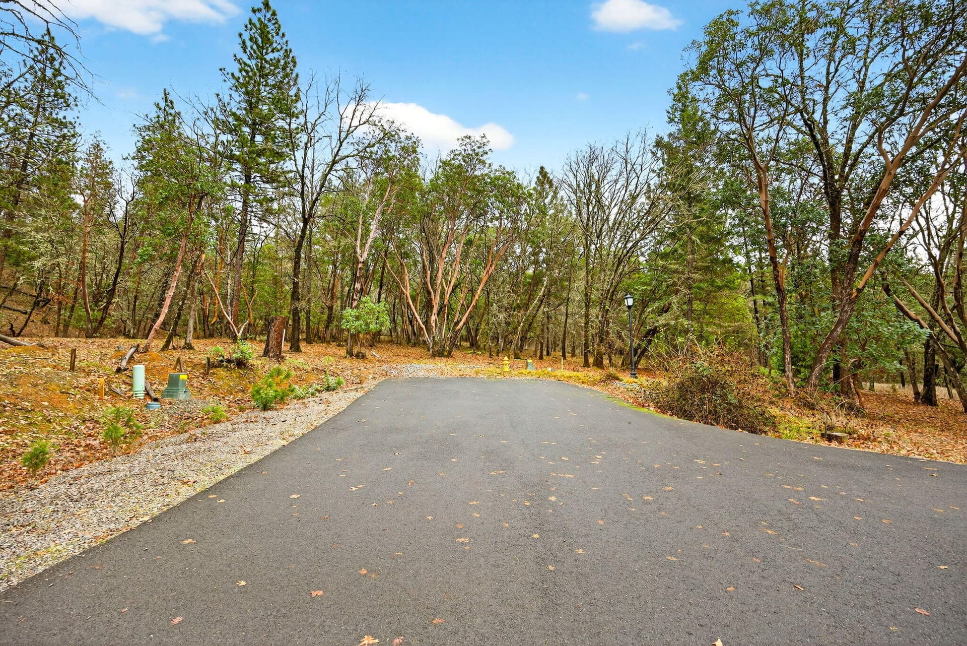 all 3 lots. Photo 3 of 8, 350 Josephines Way, Jacksonville, OR 97530