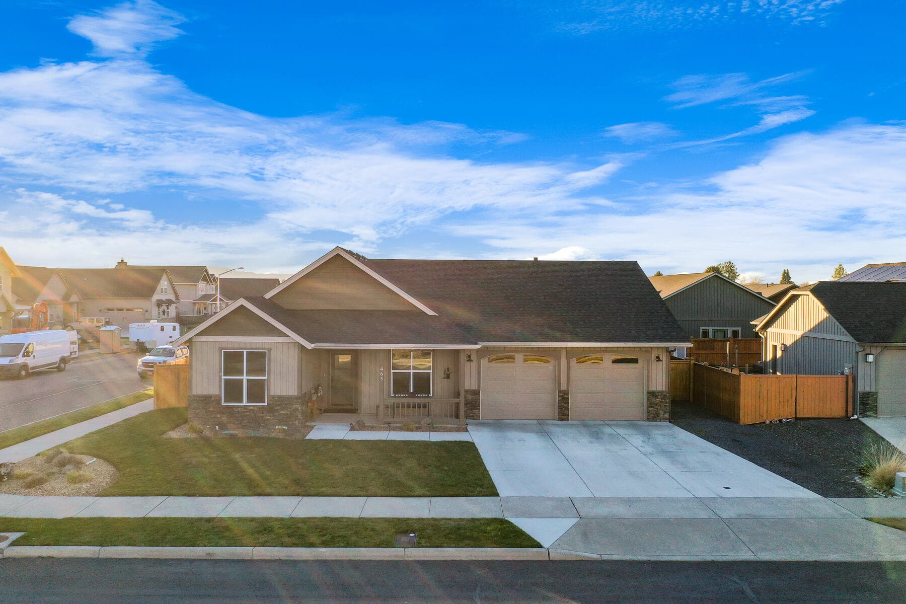 02. Photo 2 of 26, 465 SE Sumner Drive, Prineville, OR 97754