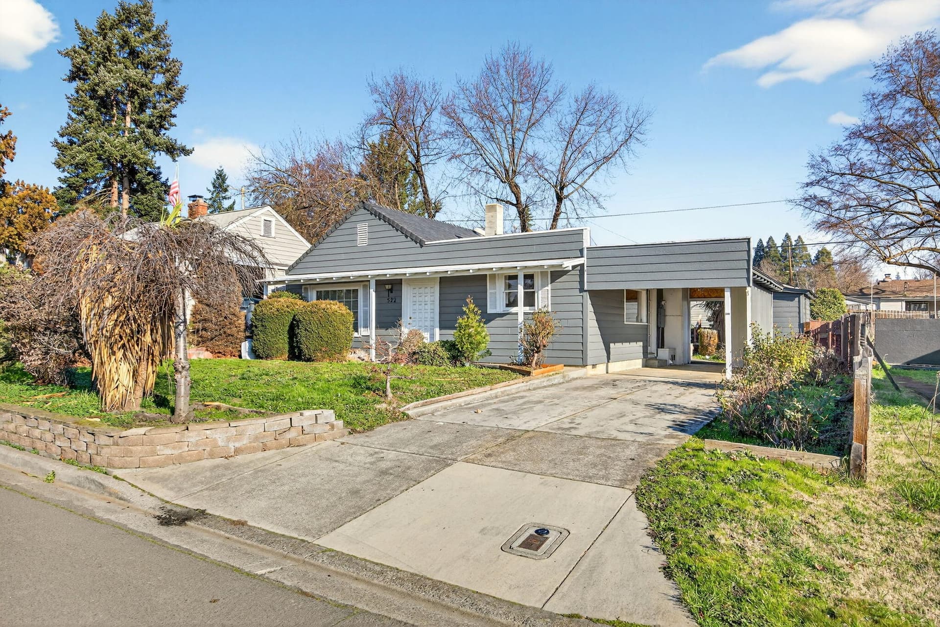 APX_1117. Photo 2 of 34, 522 Pearl Street, Medford, OR 97504