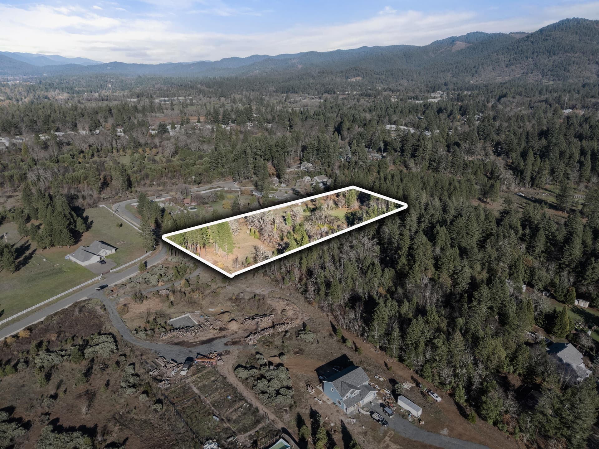 23__681 daisy hill rd - lotline 3. Photo 1 of 22, 681 Daisy Hill Road, Cave Junction, OR 97523