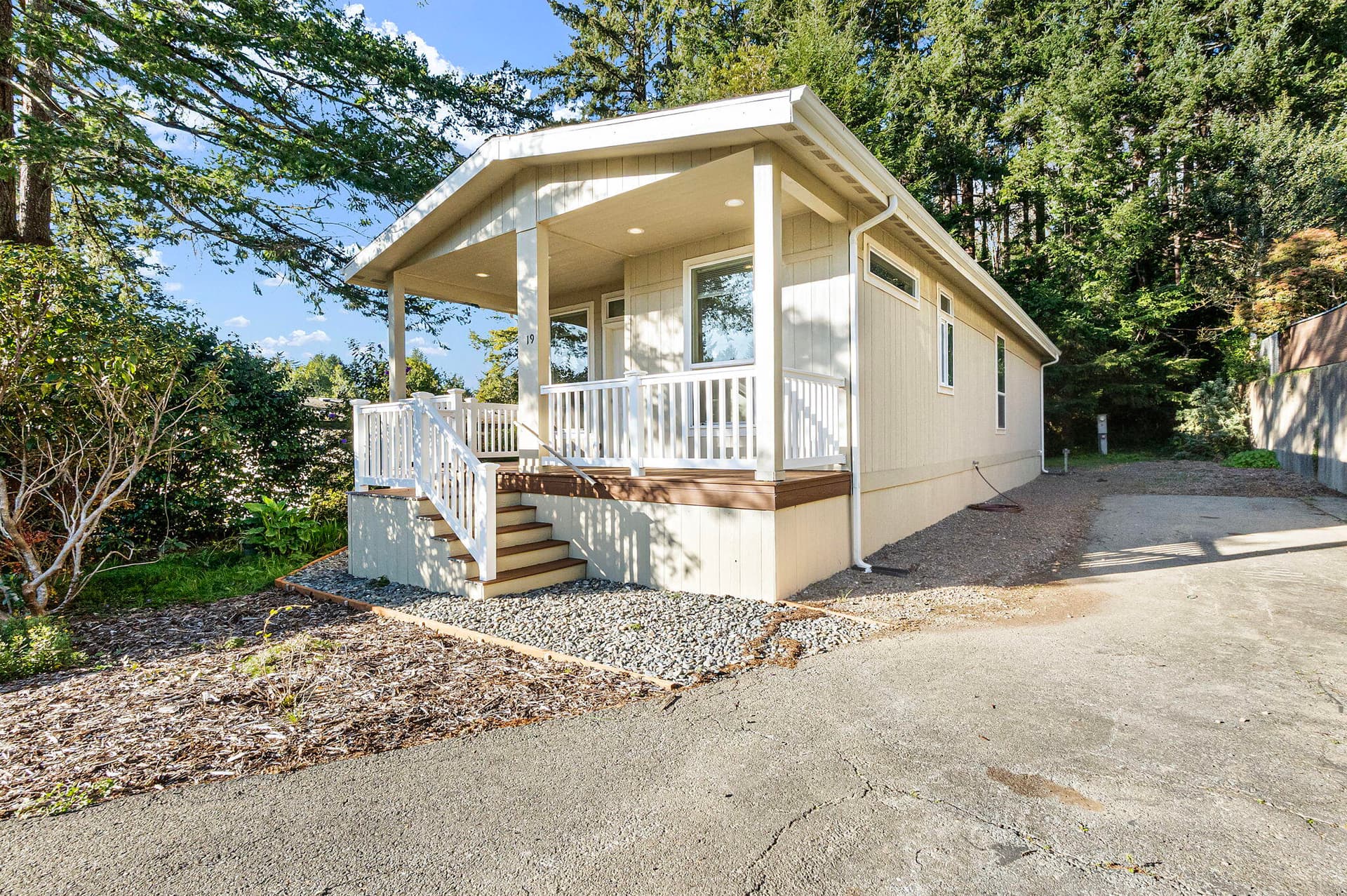 Welcome Home!. Photo 1 of 20, 98041 Hall Way Road Unit 19, Brookings, OR 97415