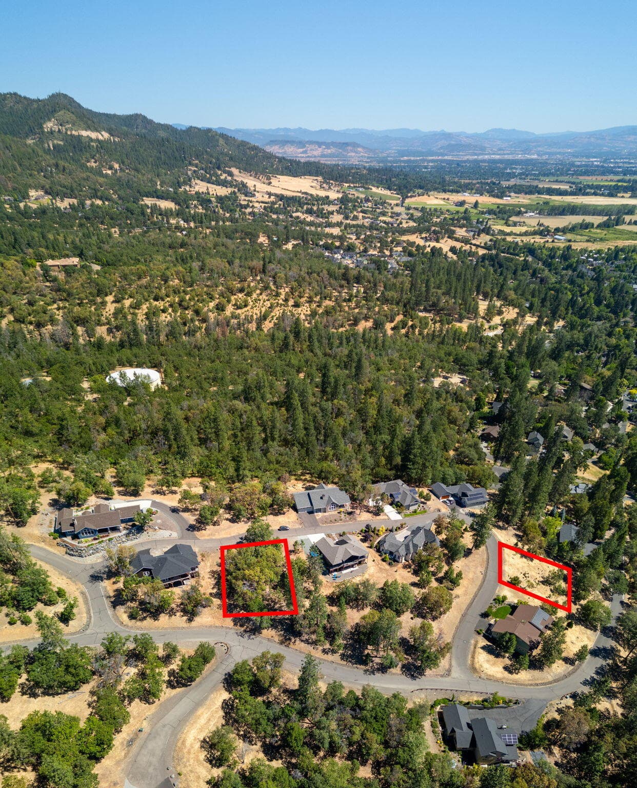 ApxTR (4) Lines. Photo 4 of 16, 809 Steeple View Unit Lot 12, Jacksonville, OR 97530