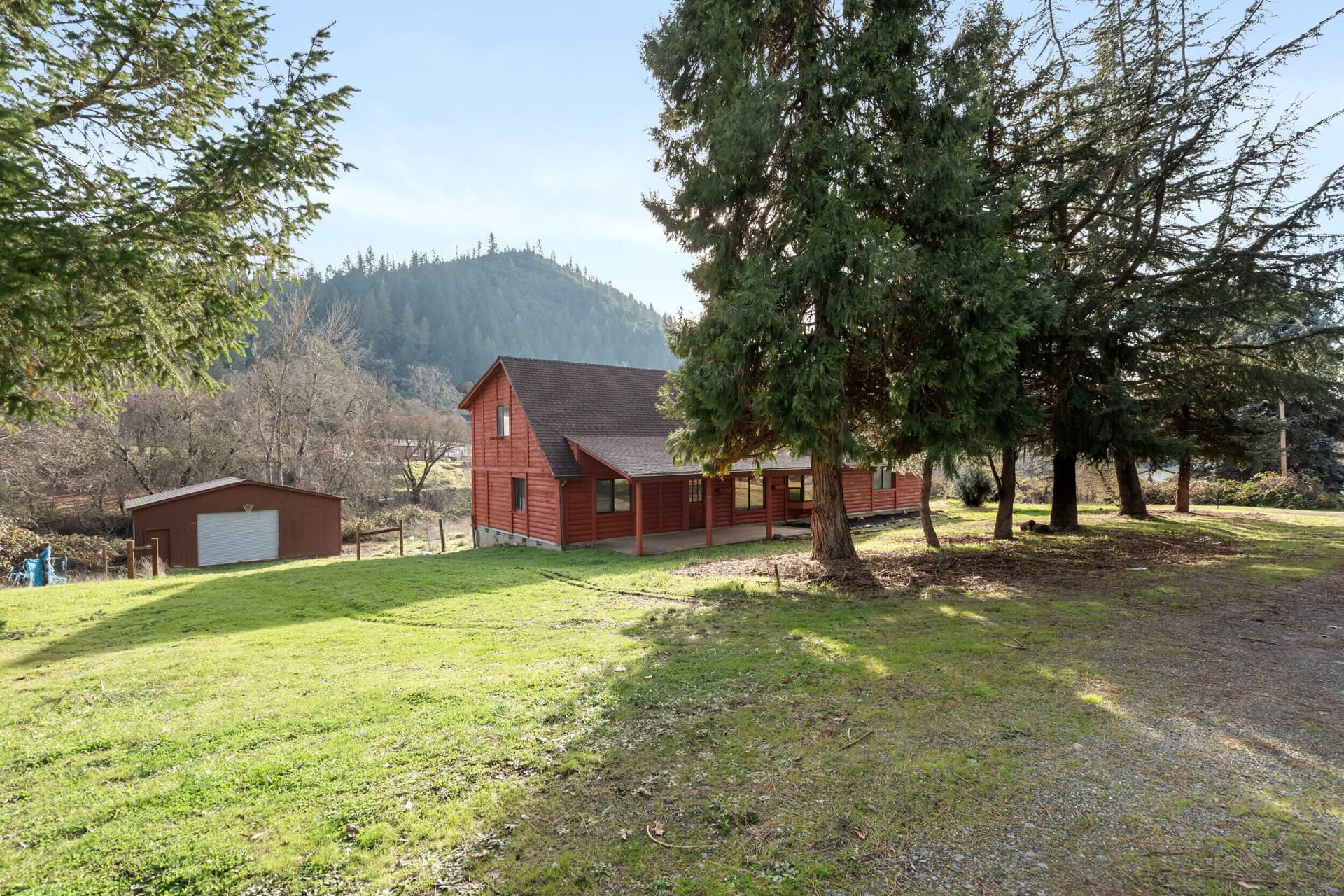 1_1514 burbridge dr, rogue river-32. Photo 2 of 53, 1514 Burbridge Drive, Rogue River, OR 97537