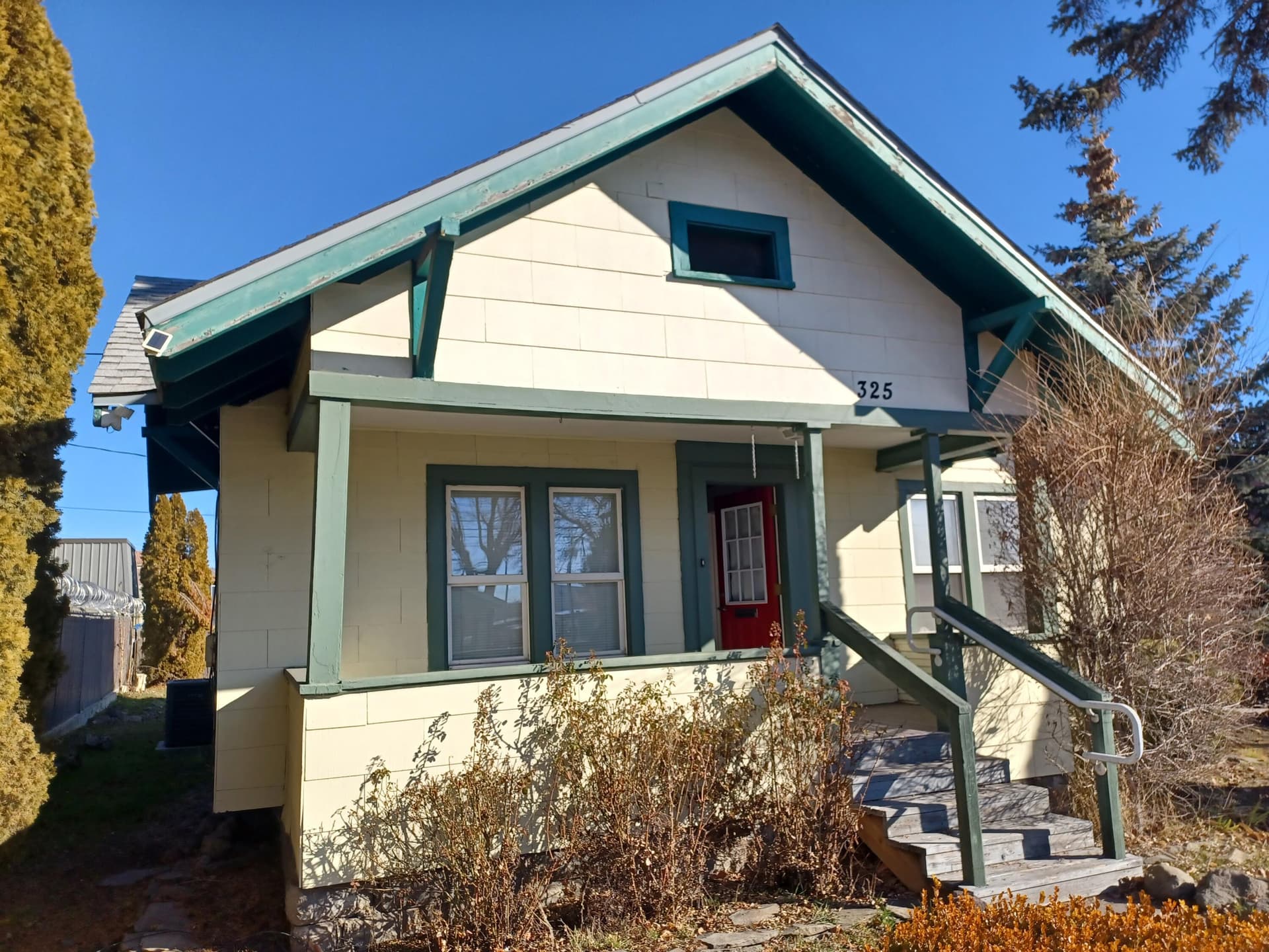 20260124_110746. Photo 2 of 29, 325 S 5th Street, Klamath Falls, OR 97601