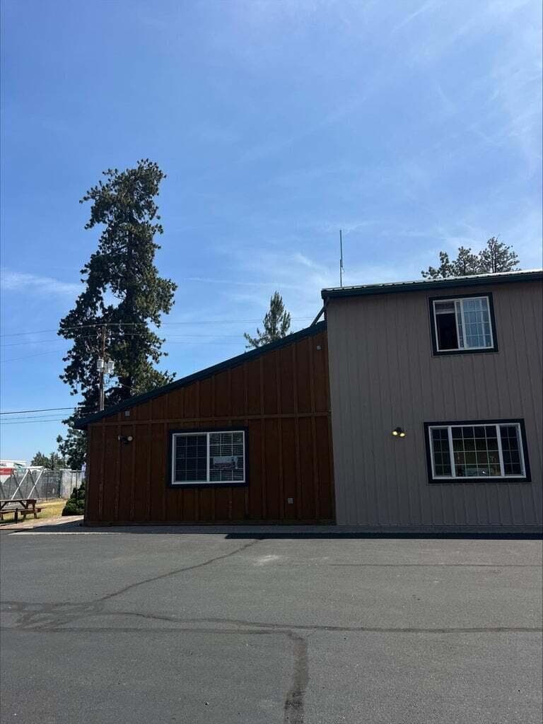 20250626190917020211000000-o. Photo 2 of 12, 307 Sisters Park Drive, Sisters, OR 97759