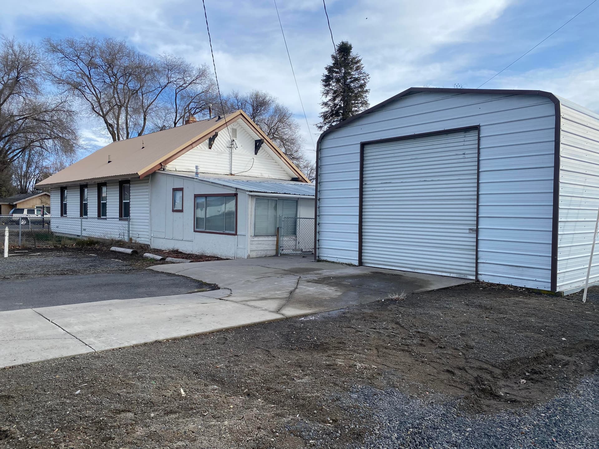 mm. Photo 1 of 39, 332 N Madison Street, Merrill, OR 97633