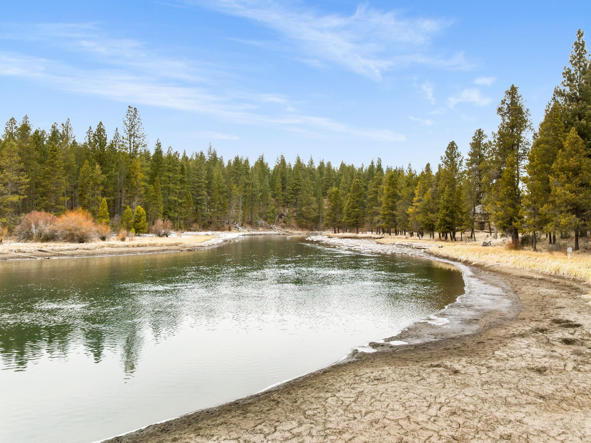 Direct access to the river. Photo 2 of 40, 58151 Gannet Lane Unit 20, Sunriver, OR 97707