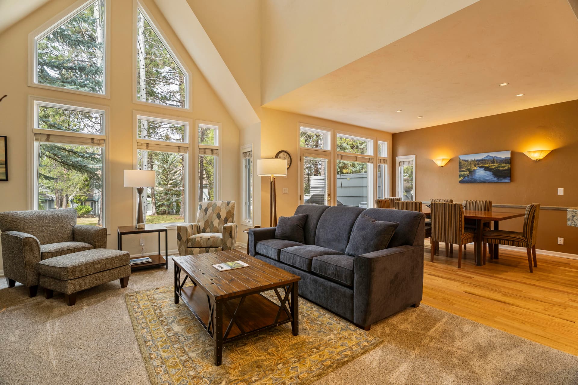 DSC00260. Photo 2 of 23, 57062 Peppermill Circle Unit 30-A, Sunriver, OR 97707