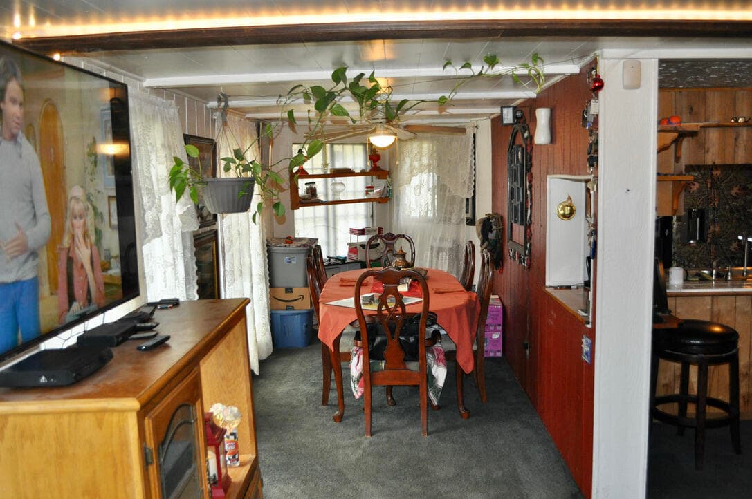 5. Photo 5 of 17, 10585 Blackwell Road, Central Point, OR 97502