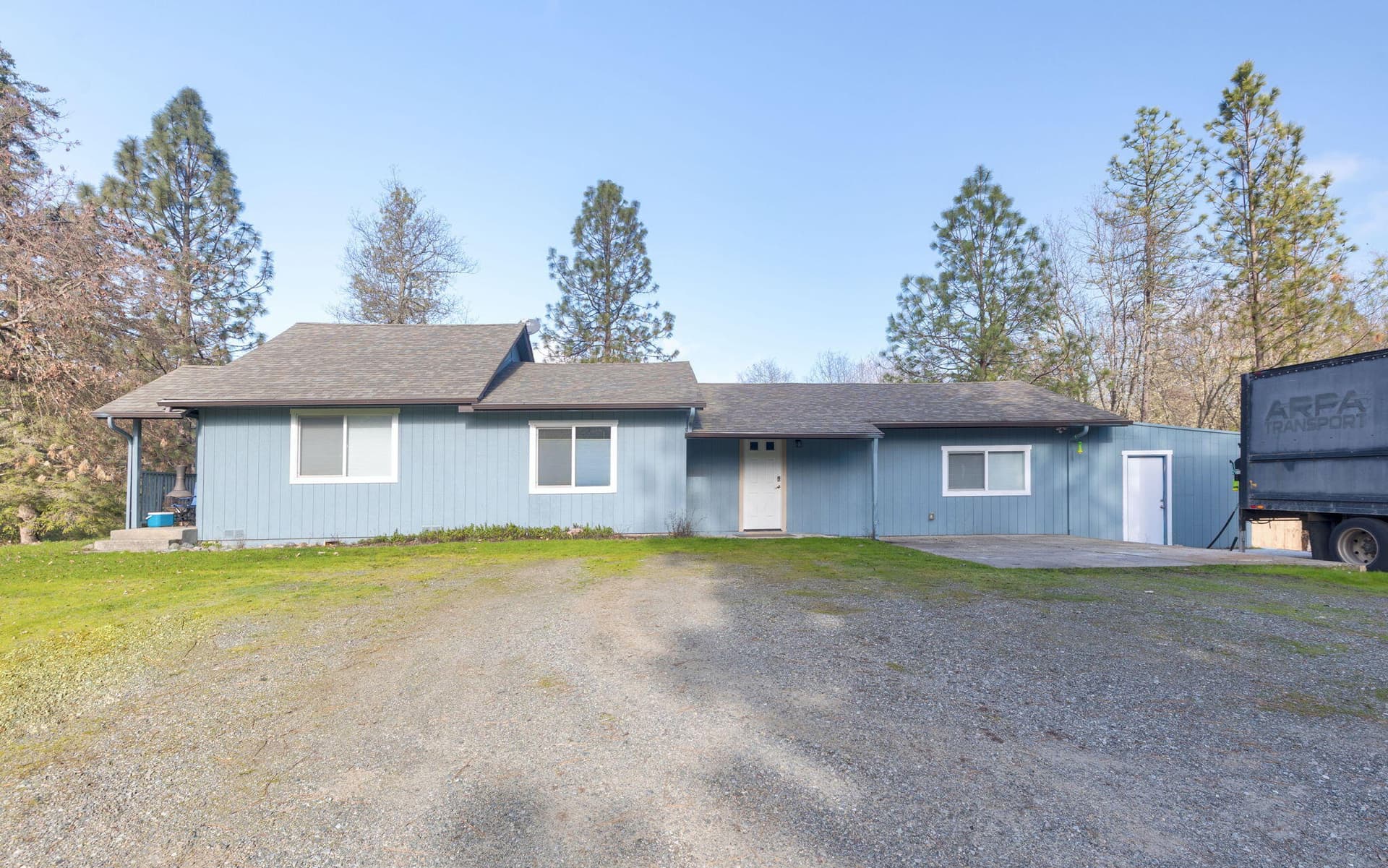 1-web-or-mls-5001-azalea-dr. Photo 2 of 41, 5001 Azalea Drive, Grants Pass, OR 97526