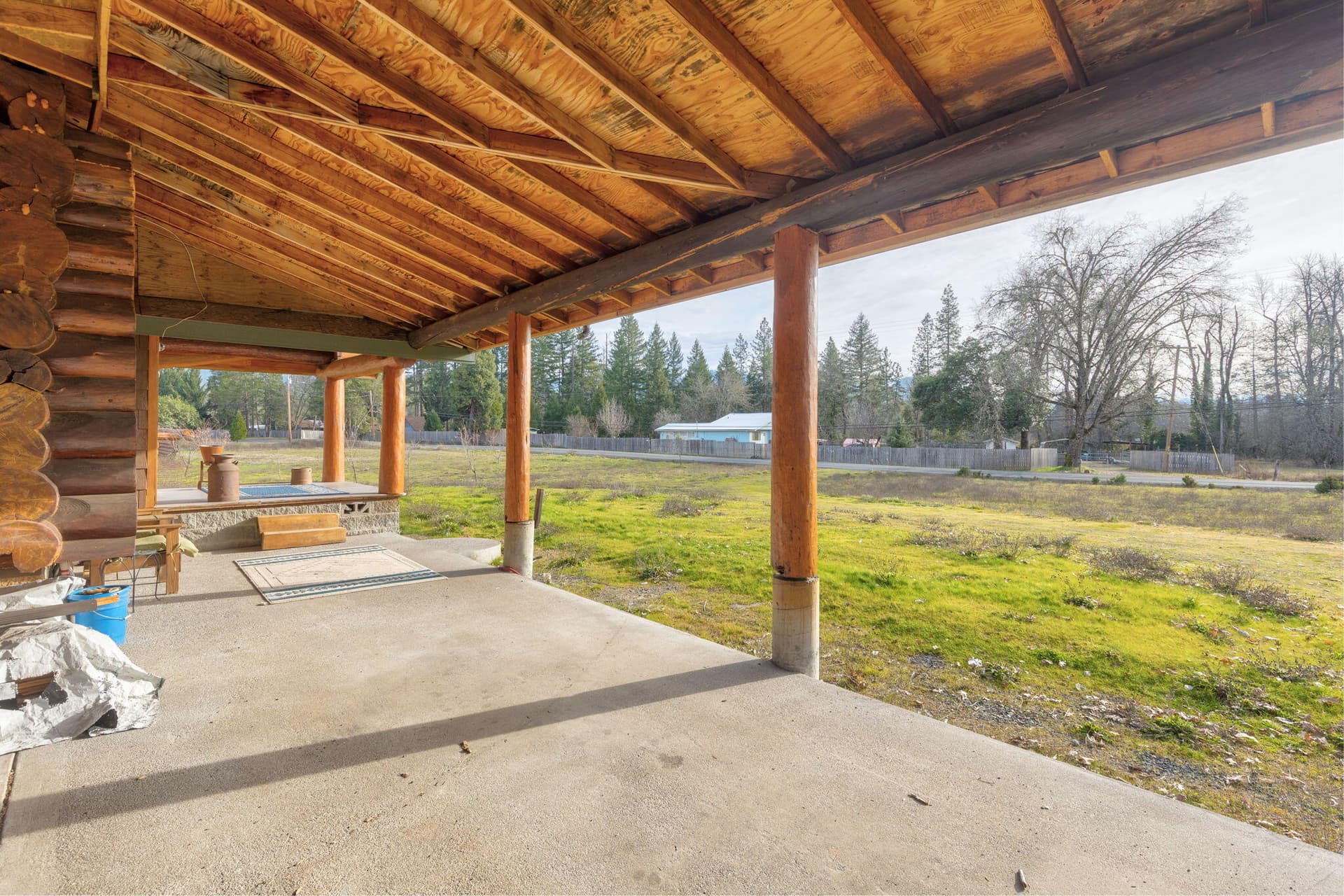 41-web-or-mls-4420-holland-loop-rd. Photo 5 of 50, 4420 Holland Loop Road, Cave Junction, OR 97523