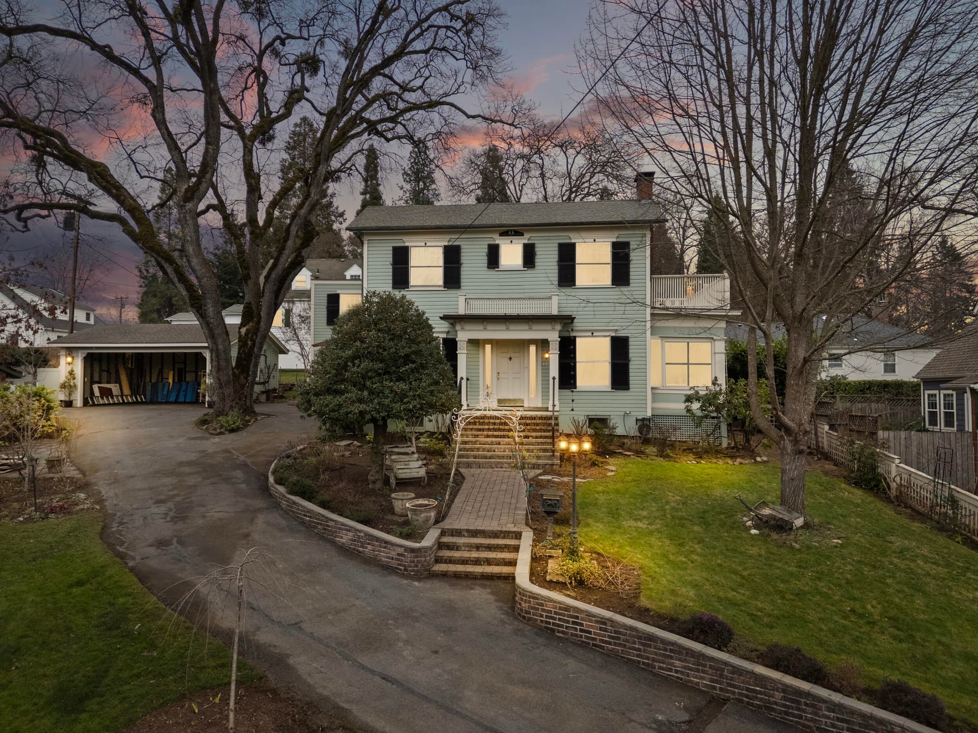 1320 E Main St_ Medford_ OR 97504-DTE. Photo 2 of 48, 1320 E Main Street, Medford, OR 97504