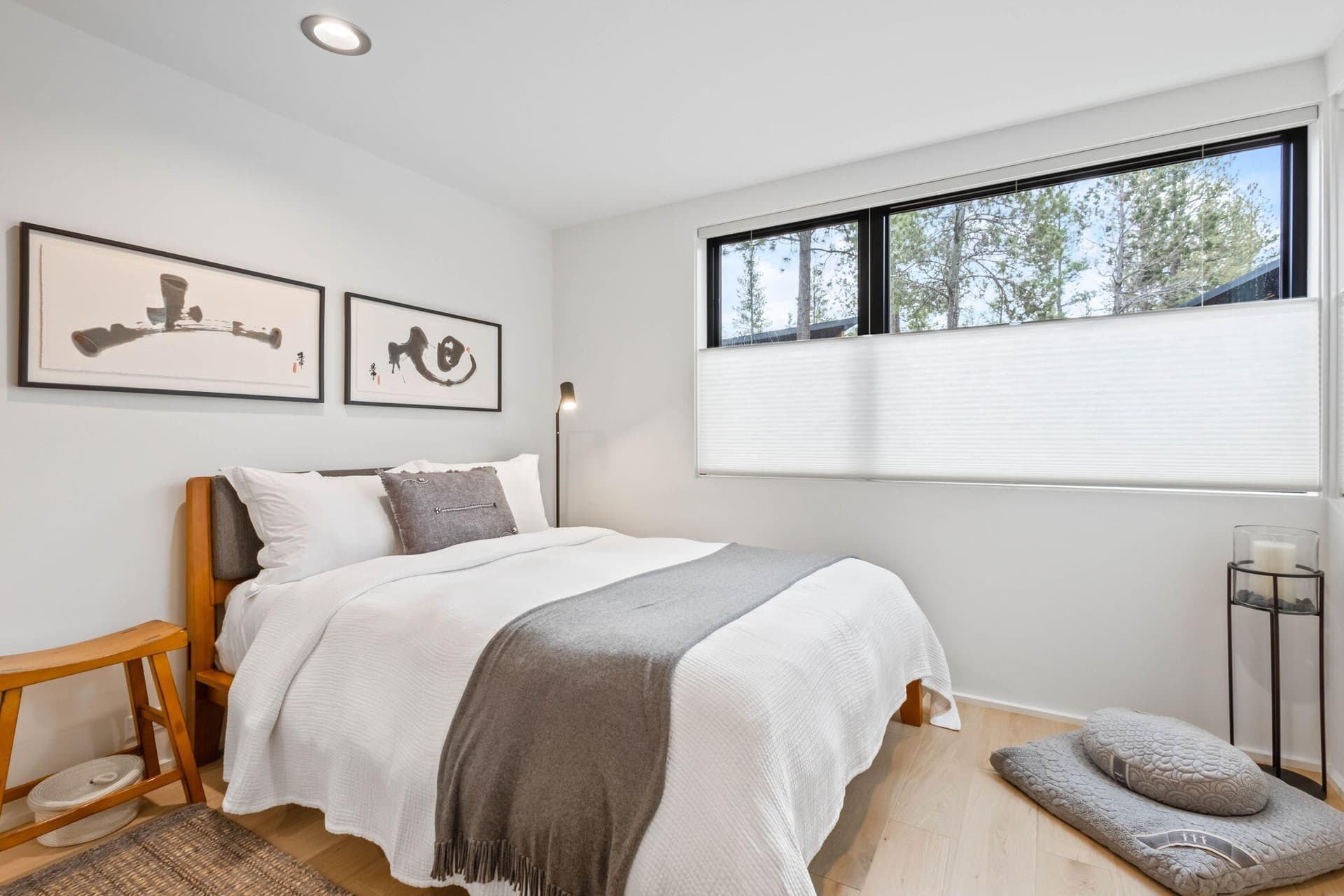 3. Photo 3 of 23, 620 W Sprout Lane Unit Lot #132, Sisters, OR 97759