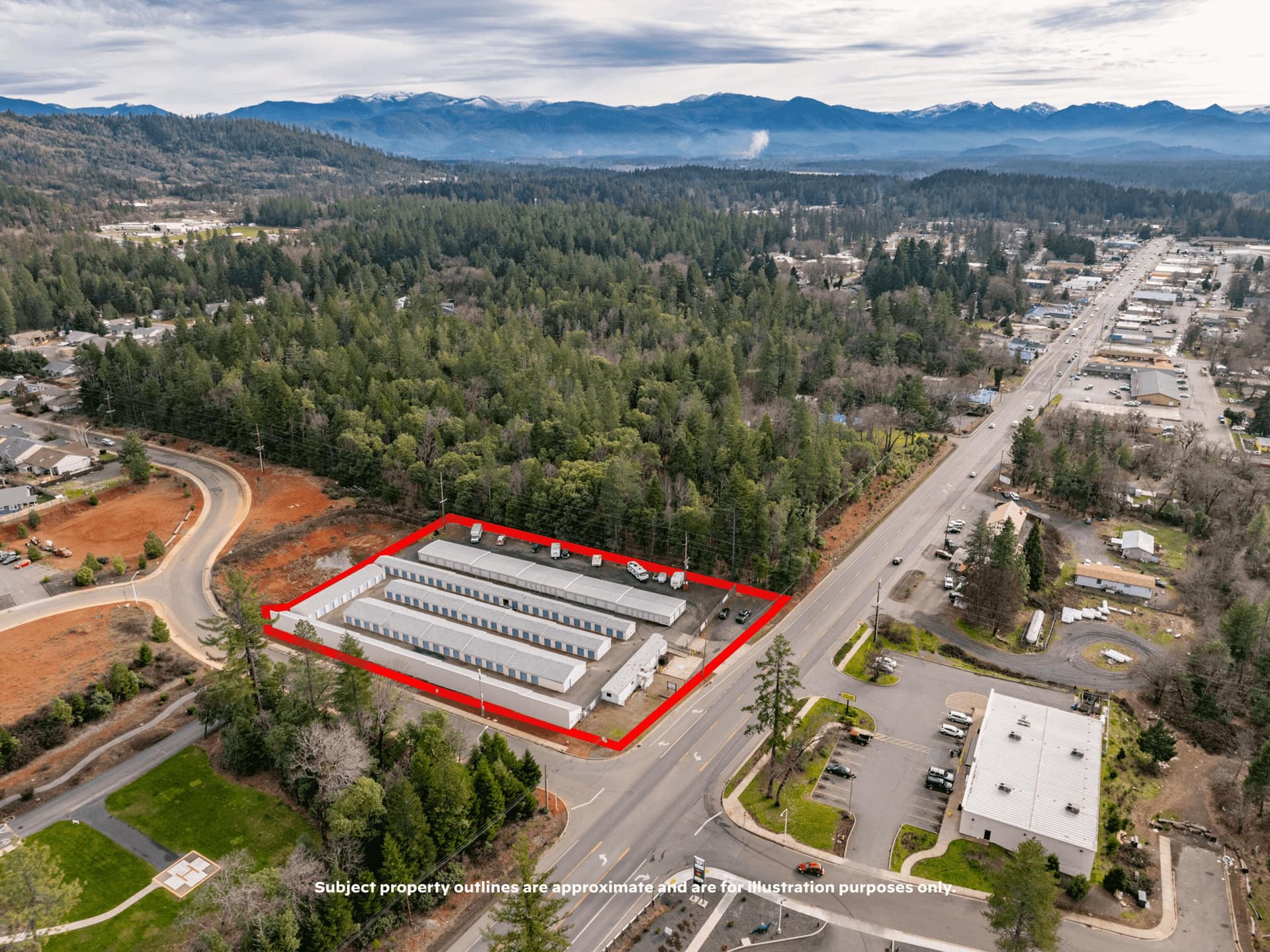 25657-2. Photo 2 of 56, 25657 Redwood Highway, Cave Junction, OR 97523