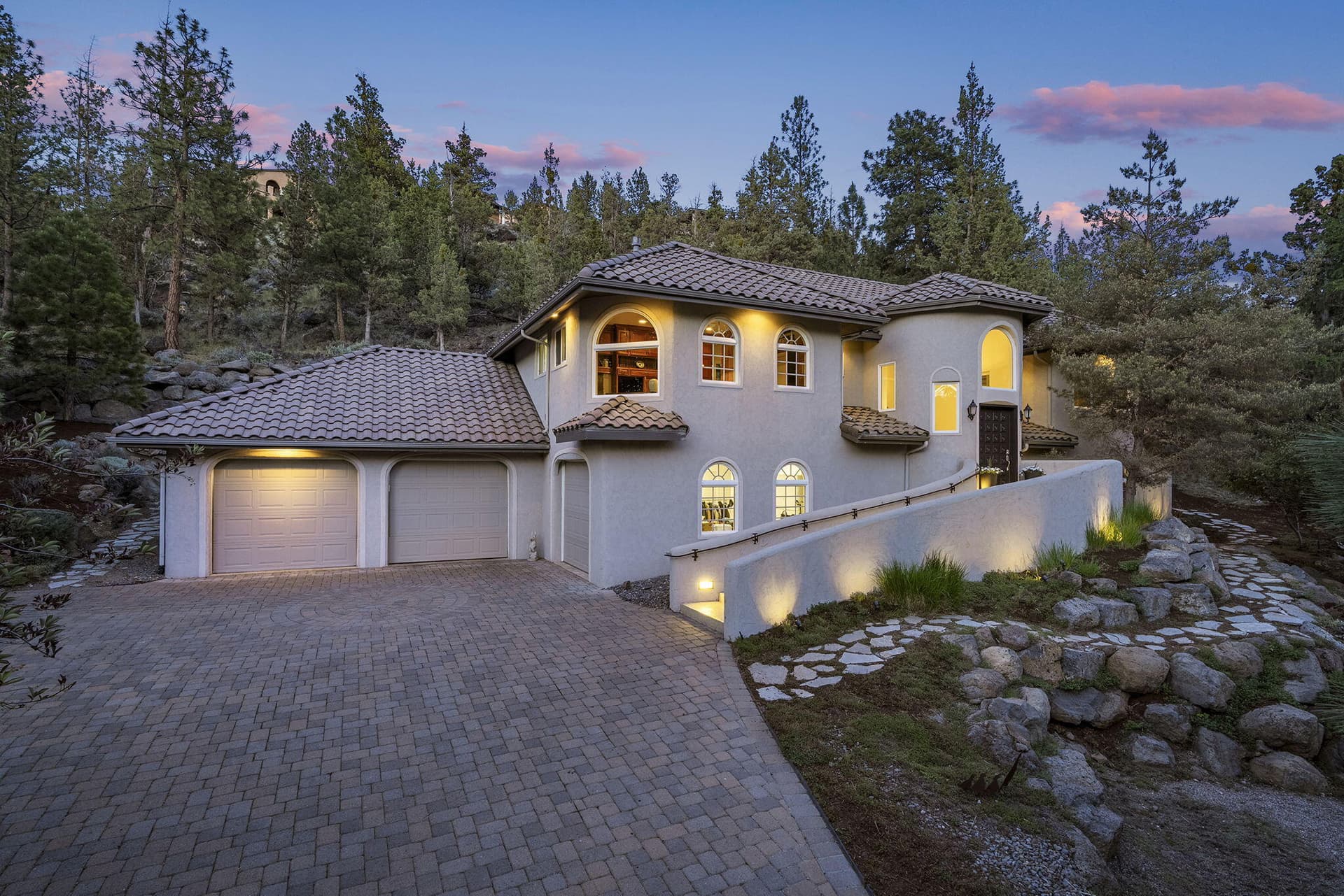 2-web-or-mls-_DSC9593. Photo 3 of 72, 2279 NW Putnam Road, Bend, OR 97703