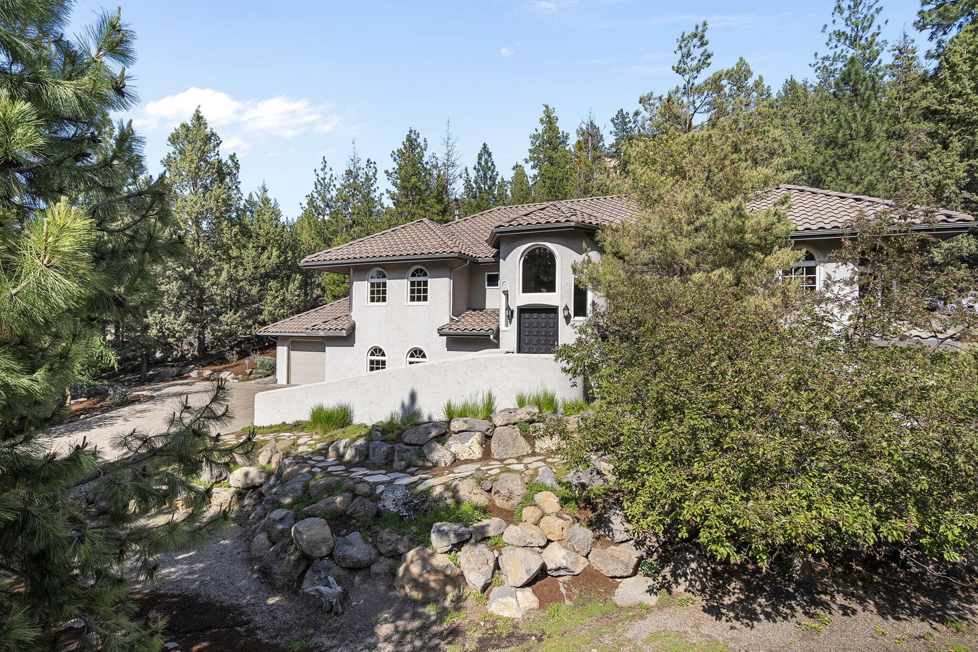 7-web-or-mls-_DSC9041. Photo 2 of 72, 2279 NW Putnam Road, Bend, OR 97703