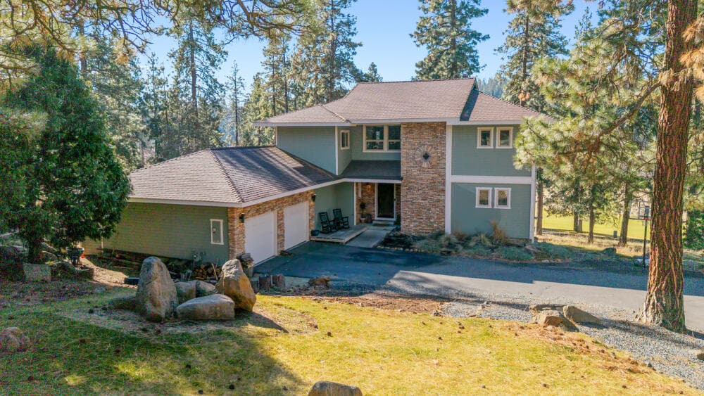 11750MerganserRd-63. Photo 3 of 66, 11750 Merganser Road, Klamath Falls, OR 97601