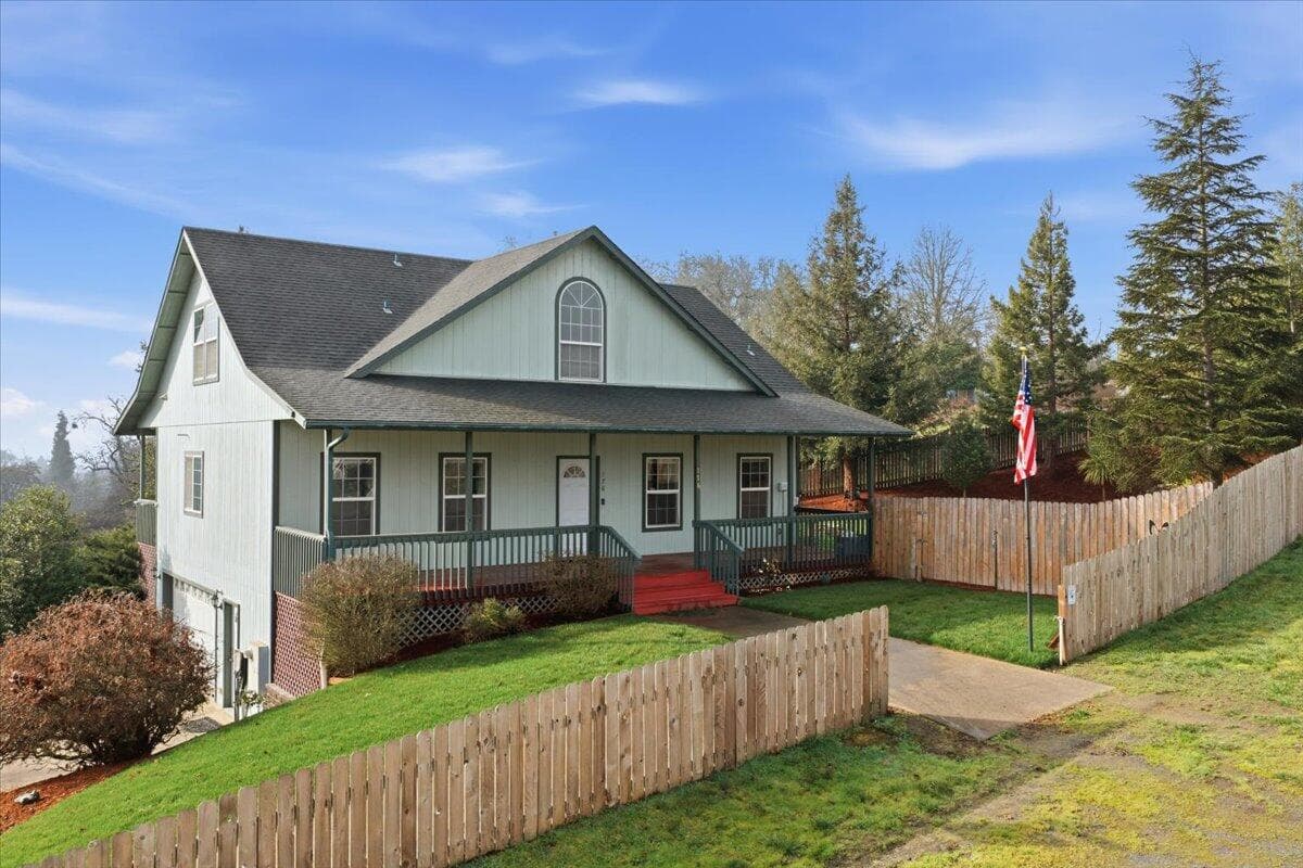 01-DJI_20260206102532_0089_D. Photo 1 of 42, 176 Nehalem Loop, Roseburg, OR 97471