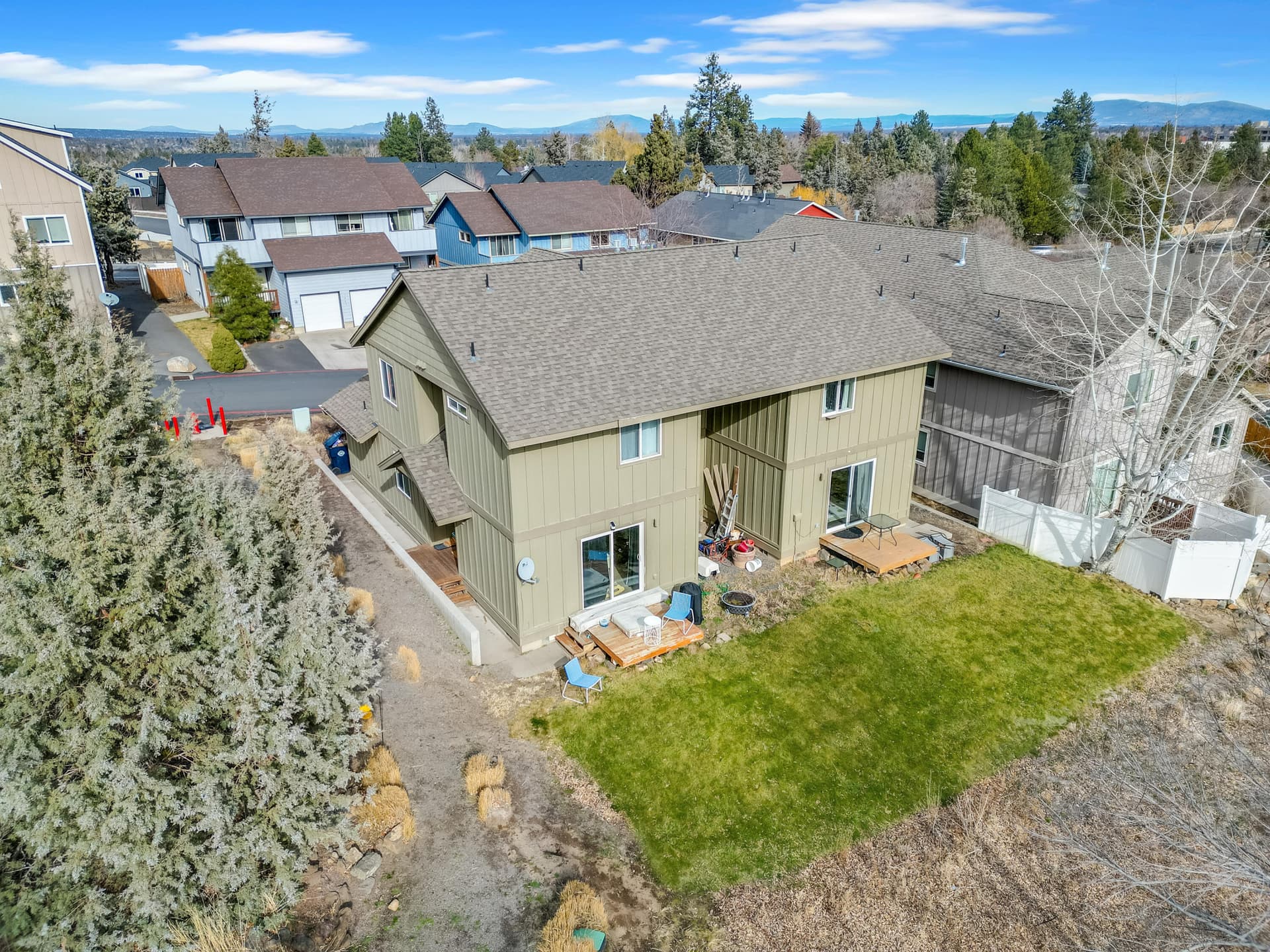 dji_0036-dji_0040. Photo 5 of 13, 1696 NE Lotus Drive, Bend, OR 97701