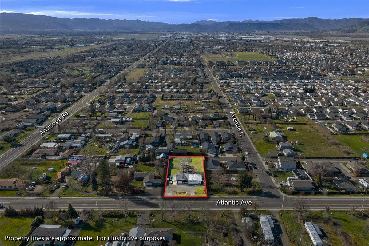 01-DJI_20260211135836_0001_D - LINES. Photo 2 of 15, 7735 Atlantic Avenue, White City, OR 97503