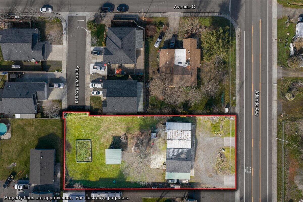 1. Photo 1 of 15, 7735 Atlantic Avenue, White City, OR 97503