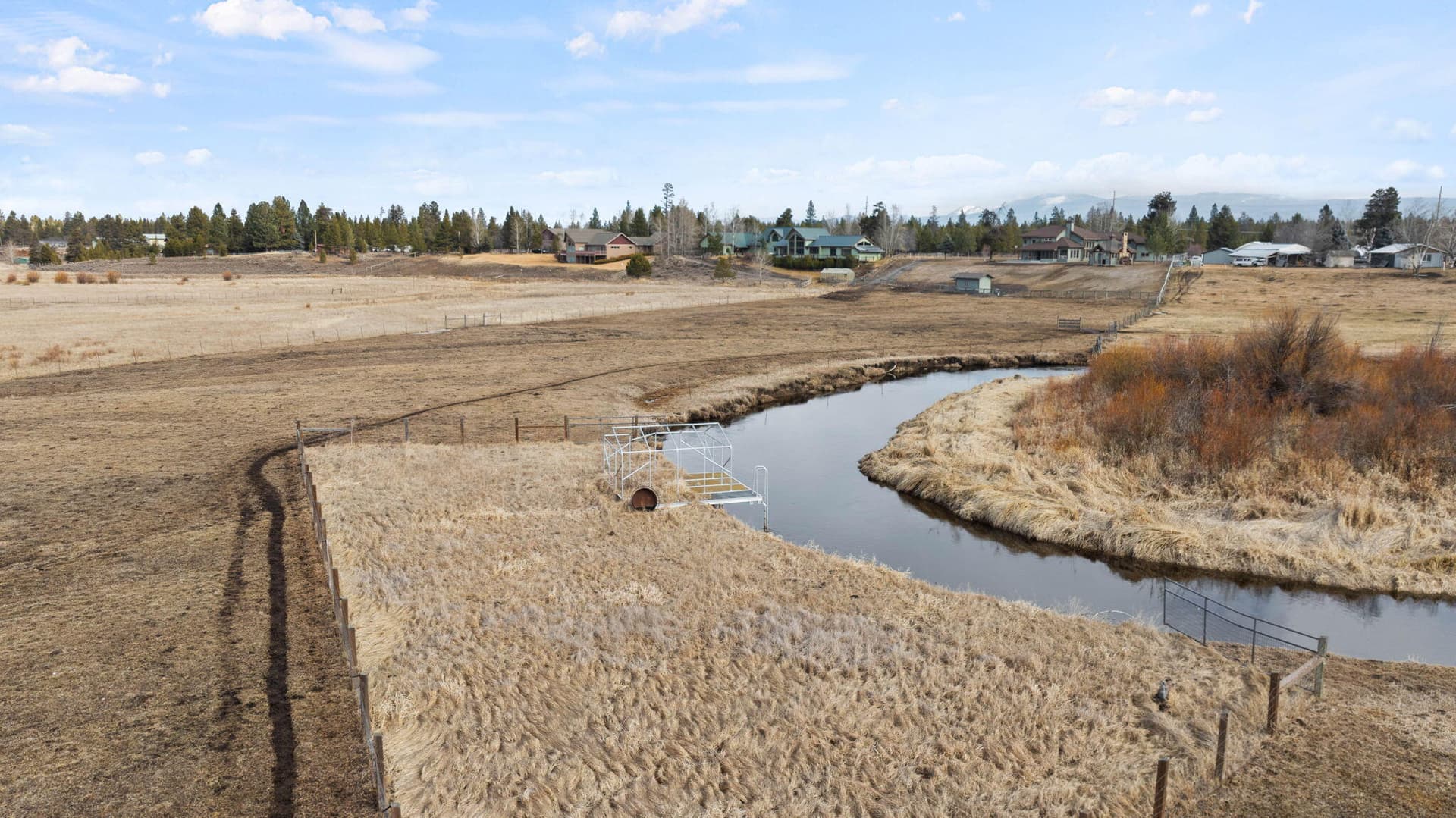 17-web-or-mls-Riley Visuals-13. Photo 4 of 64, 52975 Riverview Drive, La Pine, OR 97739