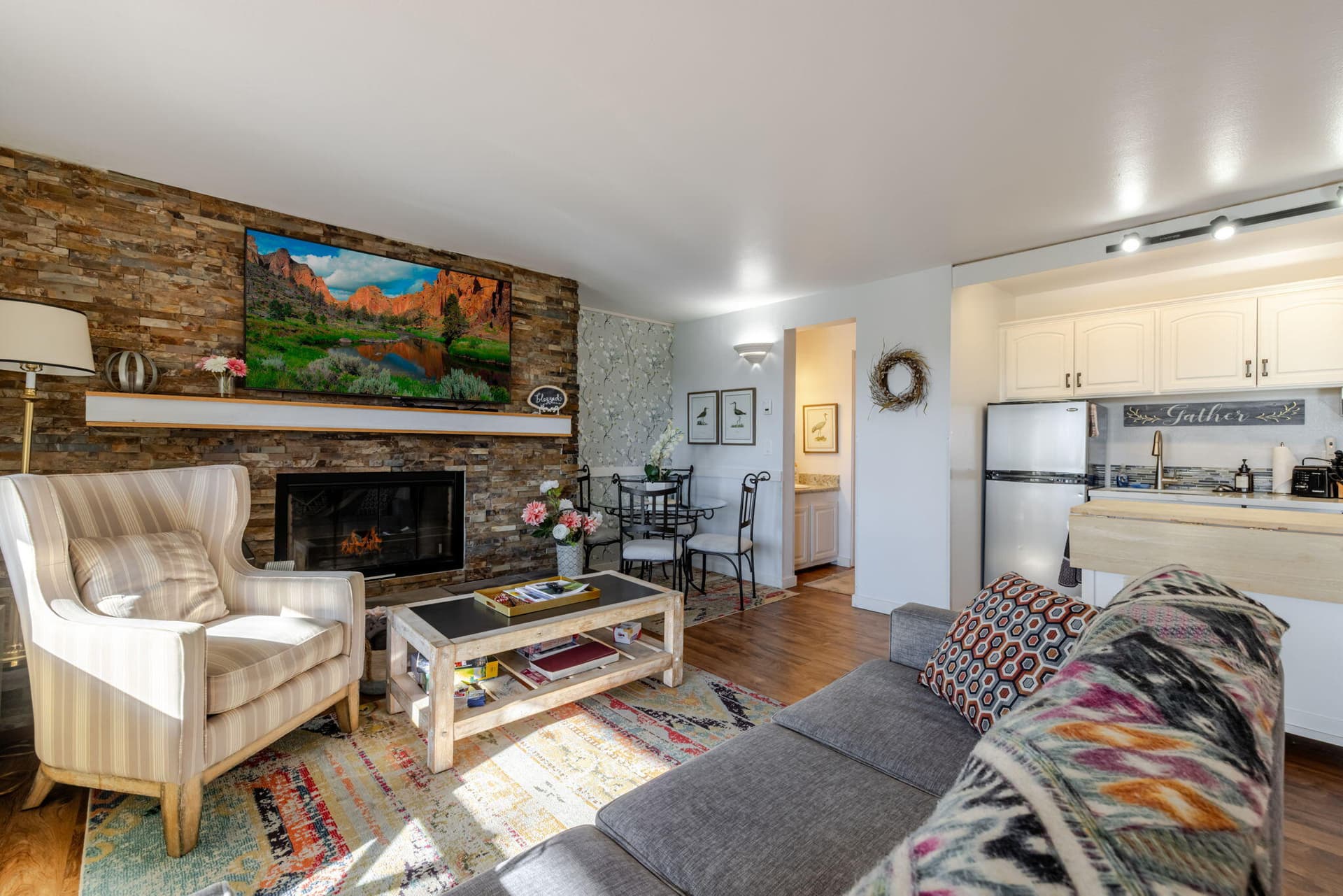 51-web-or-mls-18575 SW Century Drive UNI. Photo 3 of 40, 18575 SW Century Drive Unit 1237/1238, Bend, OR 97702