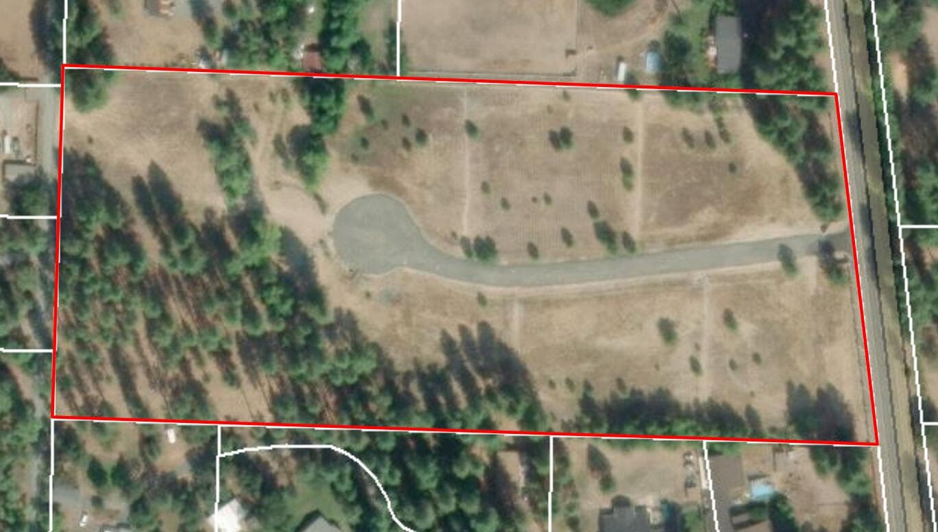 Screenshot 2025-05-07 at 9.15.54AM. Photo 3 of 21, 4697 E Evans Creek Road, Rogue River, OR 97537