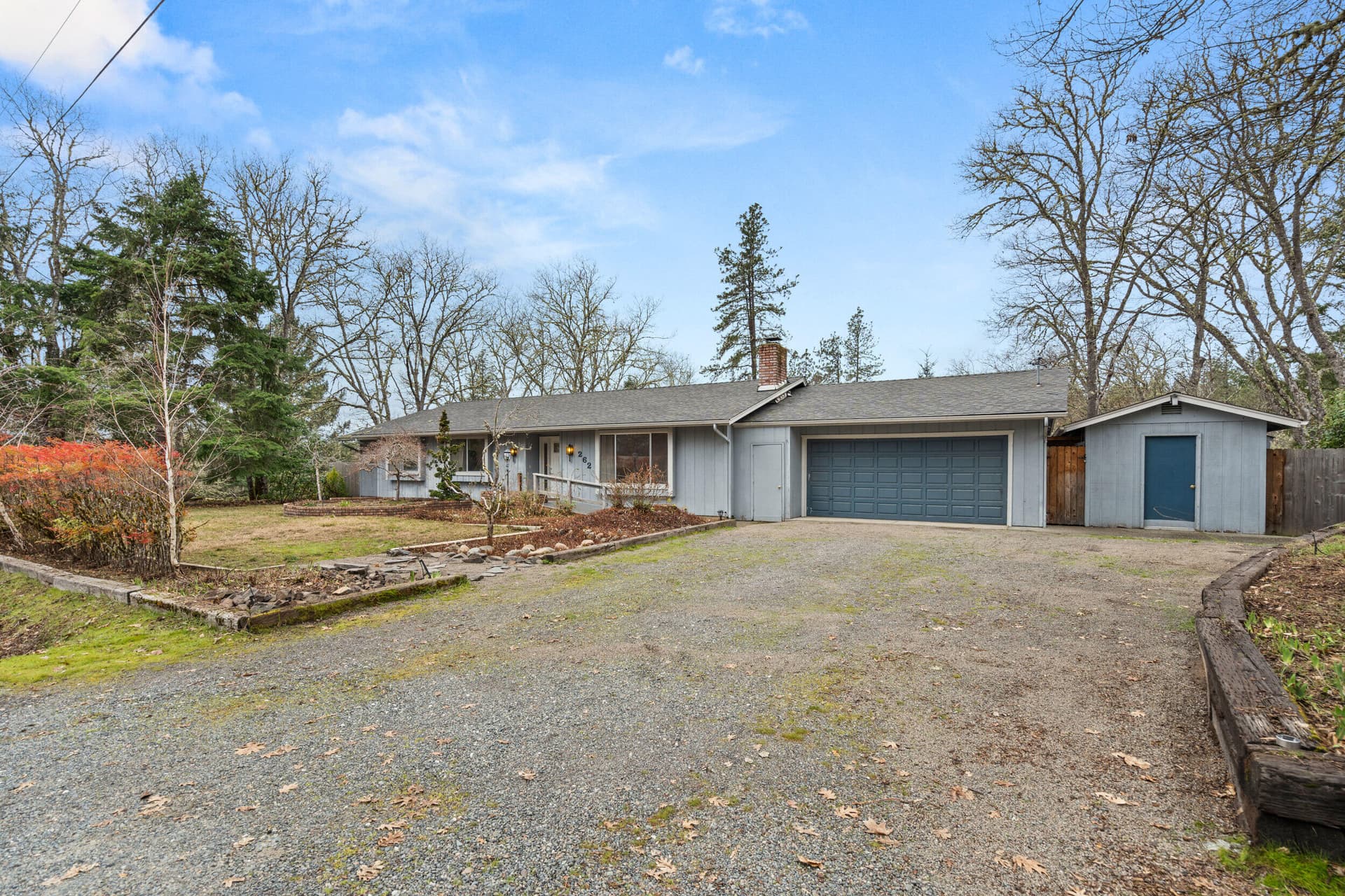 262 lathrop rd, grants pass-26. Photo 2 of 34, 262 Lathrop Lane, Grants Pass, OR 97526