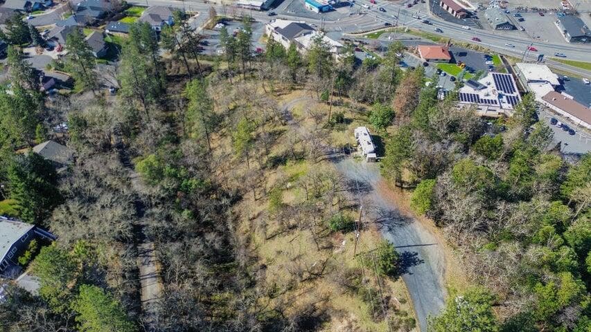 20250303212212964737000000-o. Photo 2 of 17, 0 Fruitdale, Grants Pass, OR 97527