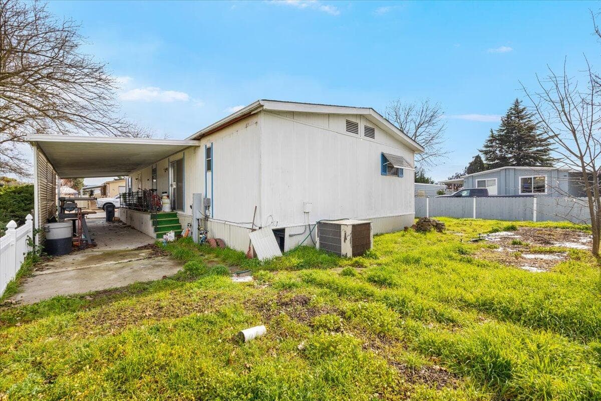 05-CI_2289. Photo 4 of 16, 301 Freeman Road Unit UNIT 92, Central Point, OR 97502